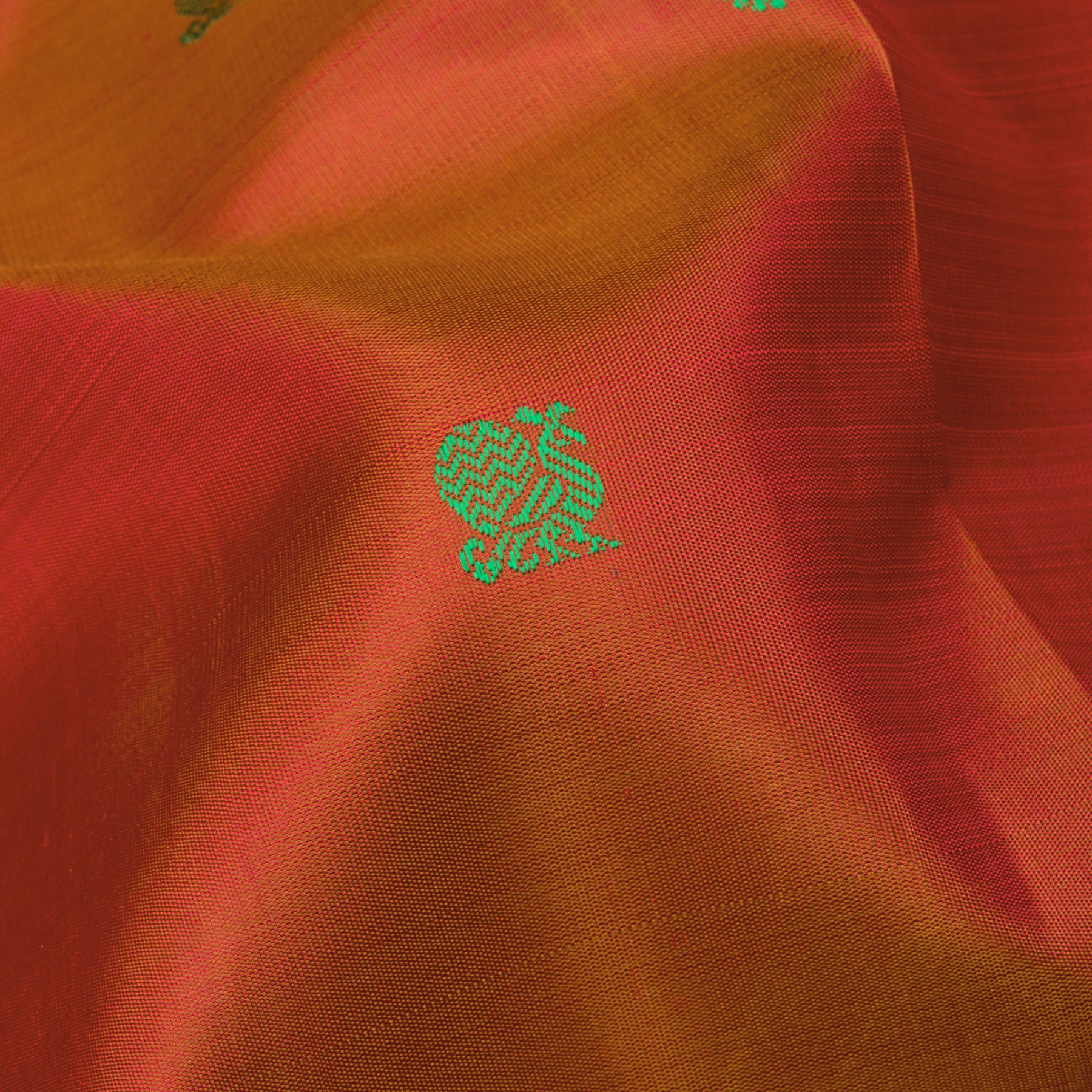 Kanakavalli Kanjivaram Silk Sari 24-110-HS001-05514- Fabric View