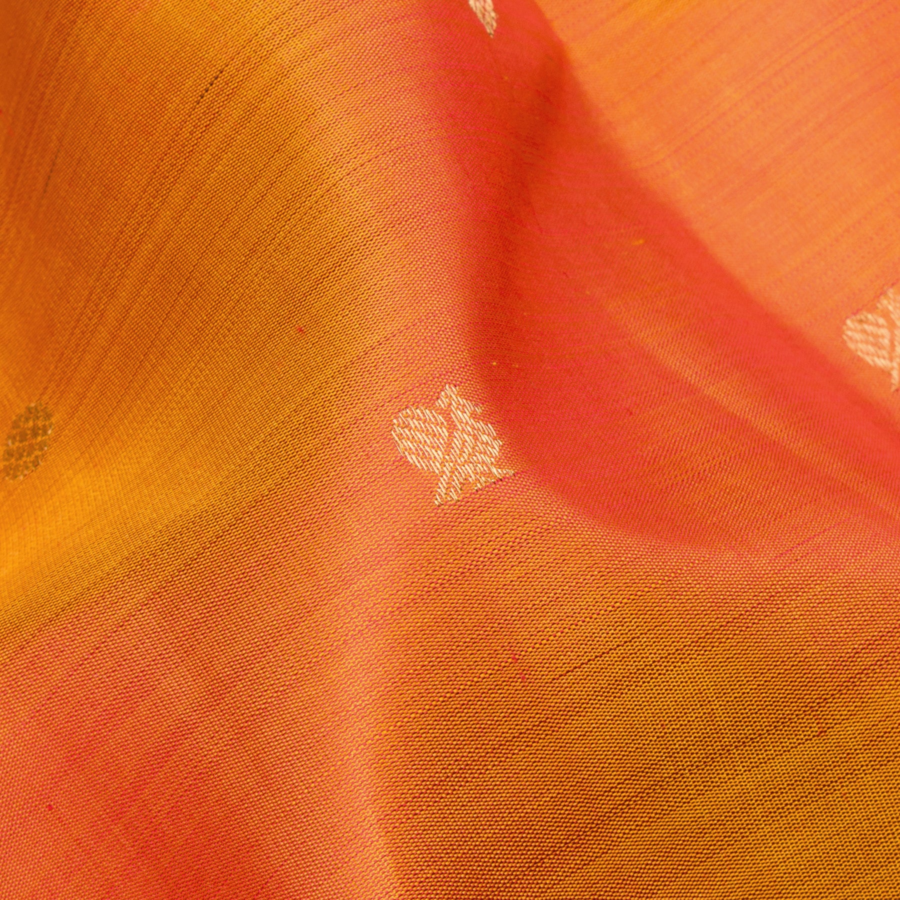 Kanakavalli Kanjivaram Silk Sari 24-110-HS001-05534 - Fabric View