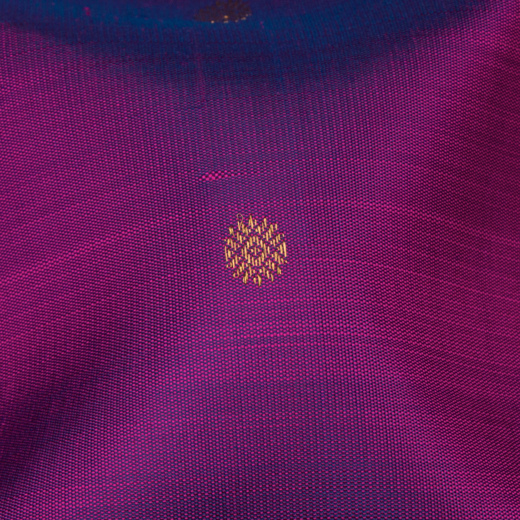 Kanakavalli Kanjivaram Silk Sari 24-110-HS001-05541 - Fabric View