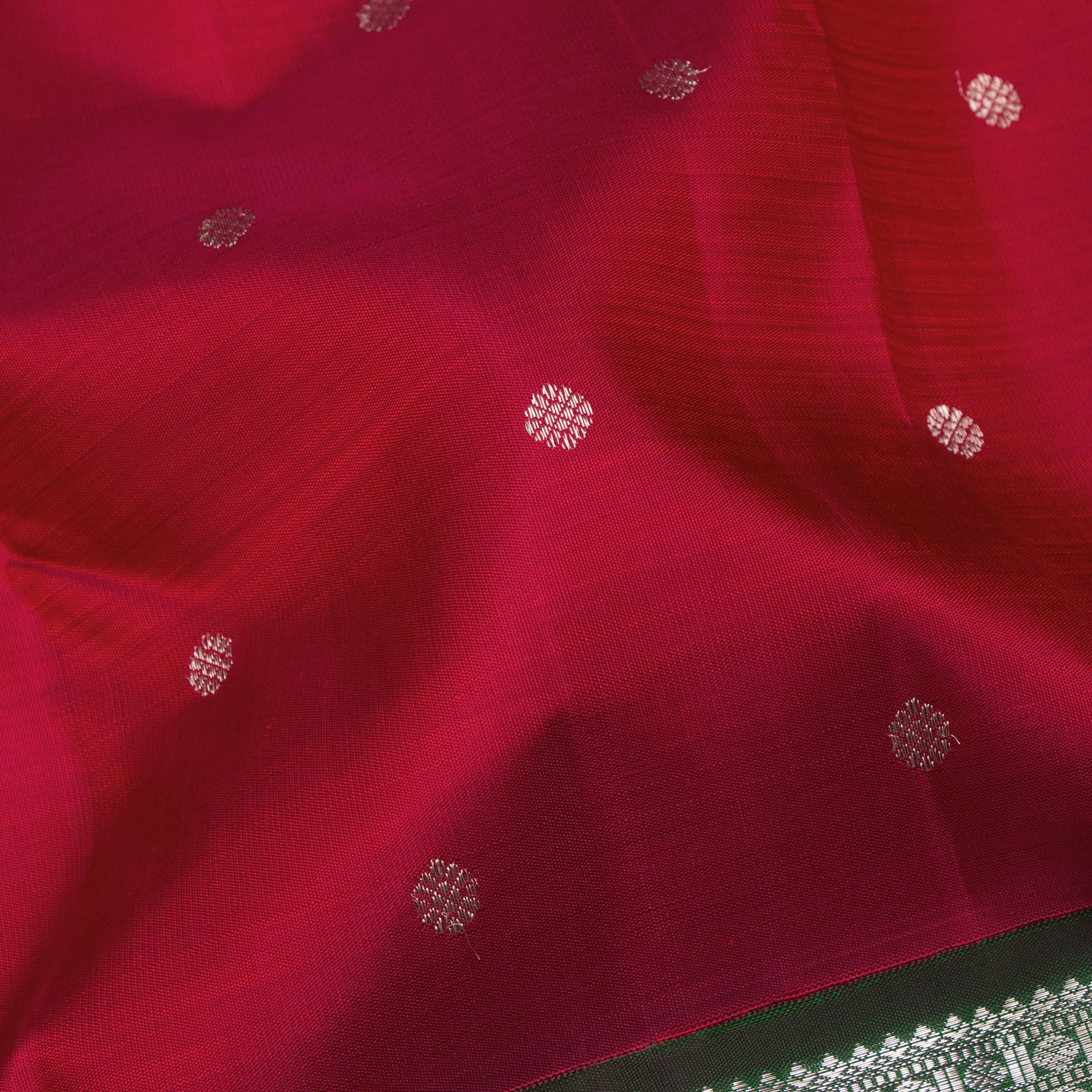 Kanakavalli Kanjivaram Silk Sari 24-110-HS001-05656 - Fabric View