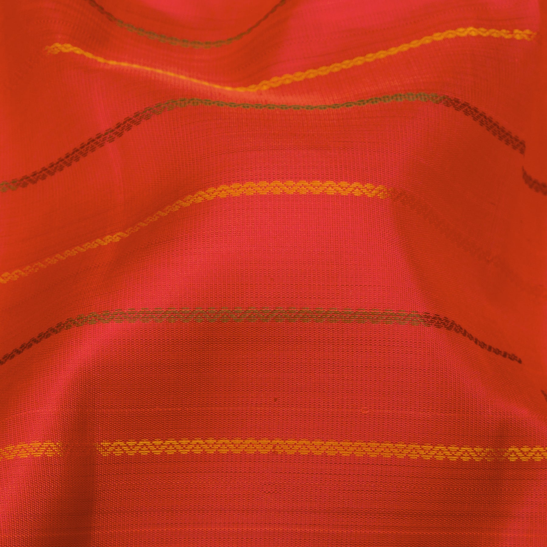 Kanakavalli Kanjivaram Silk Sari 24-110-HS001-06801 - Fabric View