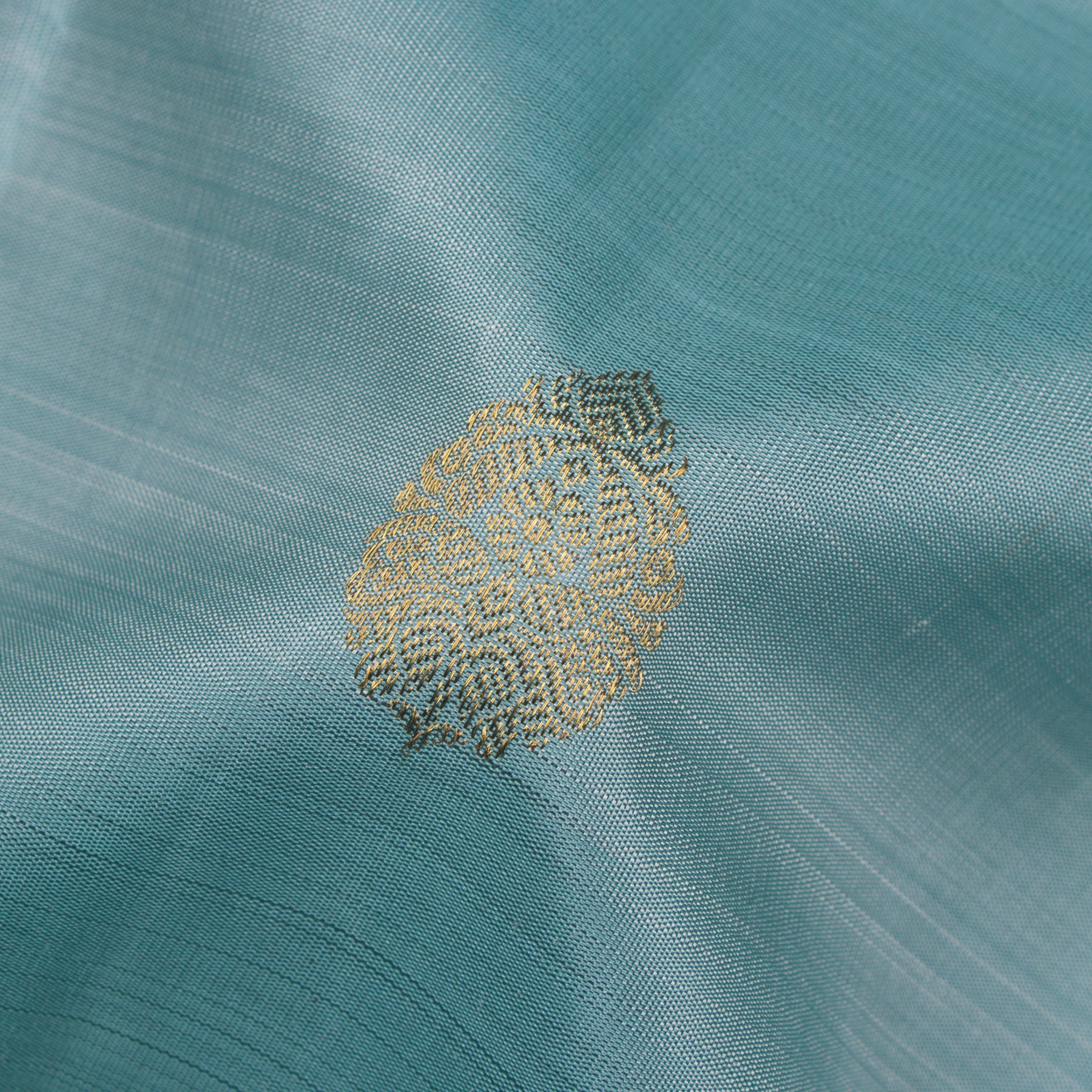 Kanakavalli Kanjivaram Silk Sari 24-110-HS001-09601 - Fabric View