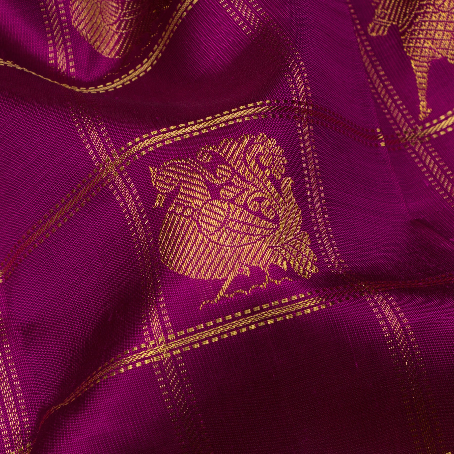 Kanakavalli Kanjivaram Silk Sari 24-110-HS001-10237 - Fabric View