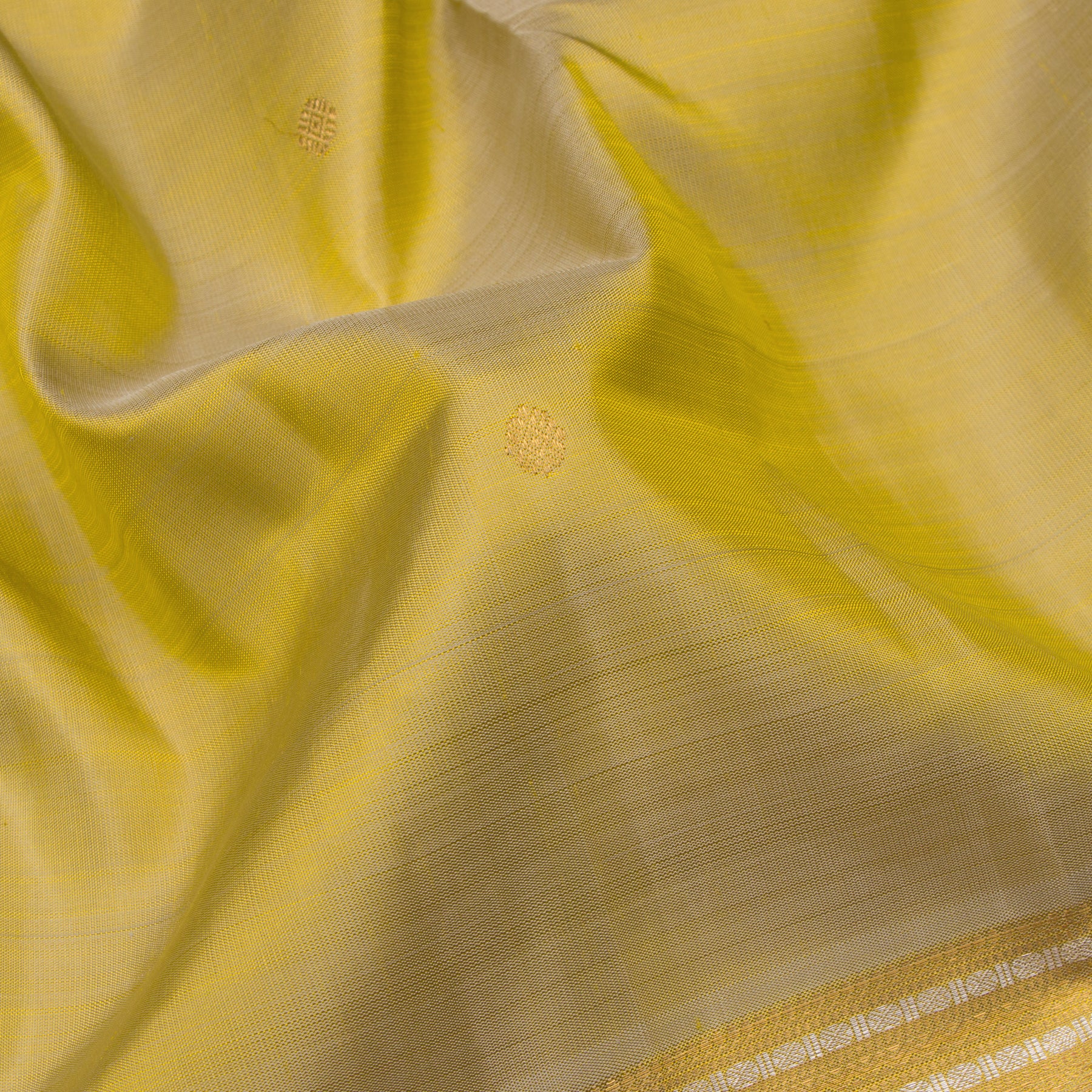 Kanakavalli Kanjivaram Silk Sari 24-110-HS001-10339 - Fabric View