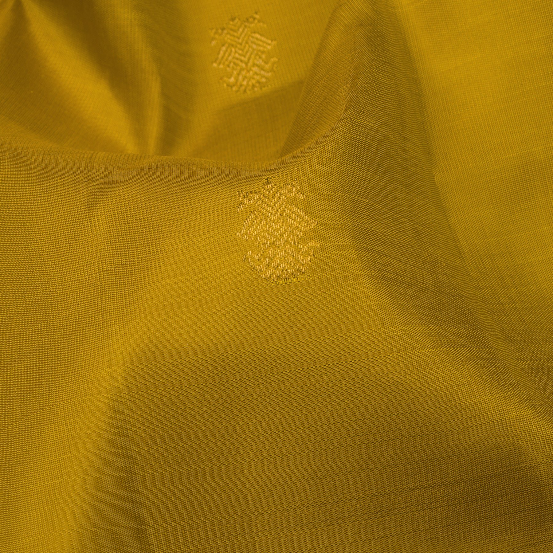 Kanakavalli Kanjivaram Silk Sari 24-110-HS001-11257 - Fabric View