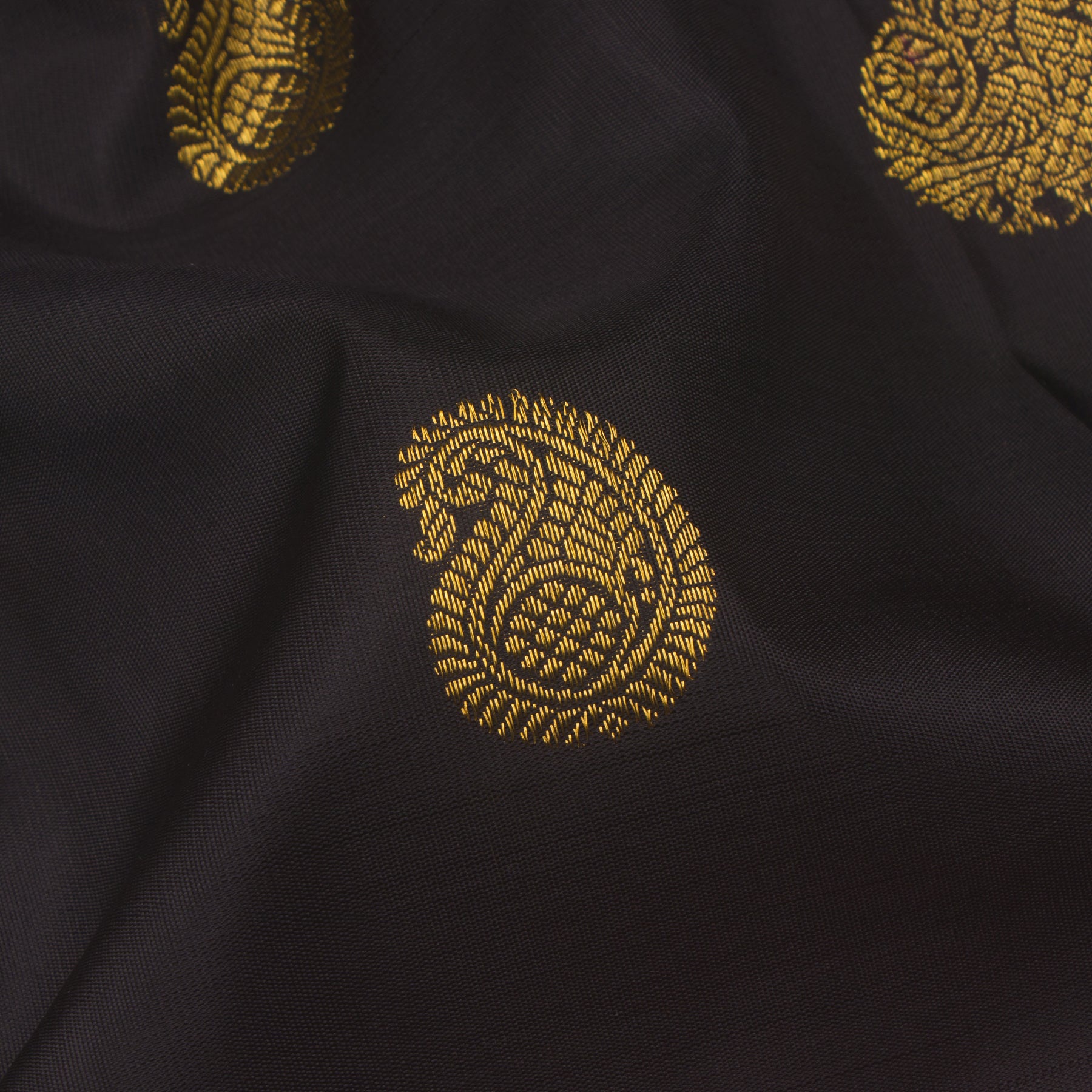 Kanakavalli Kanjivaram Silk Sari 24-110-HS001-11981 - Fabric View