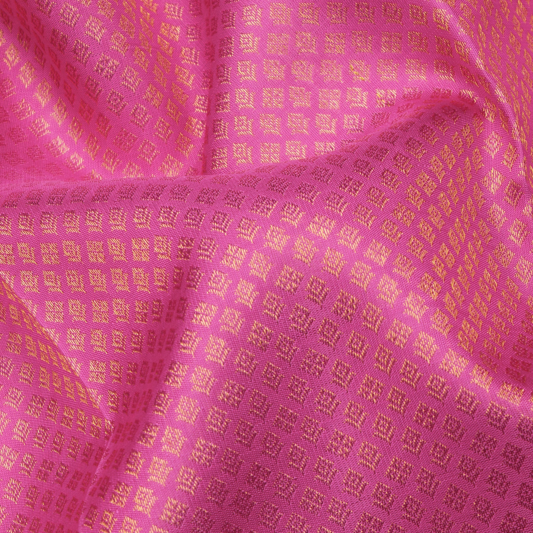 Kanakavalli Kanjivaram Silk Sari 24-110-HS001-12123 - Fabric View