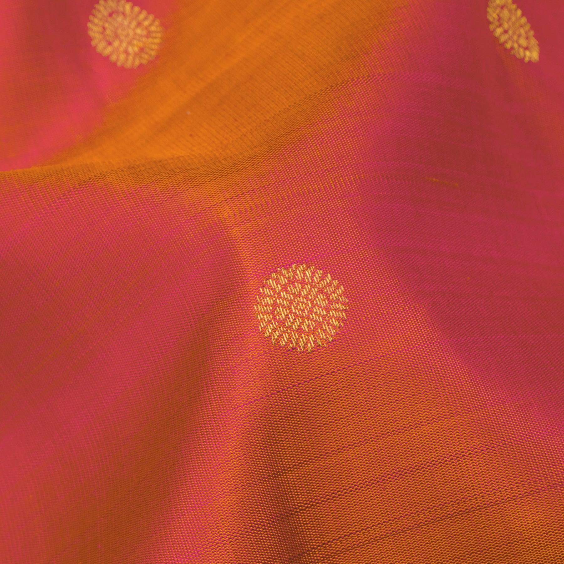Kanakavalli Kanjivaram Silk Sari 24-110-HS001-13091 - Fabric View