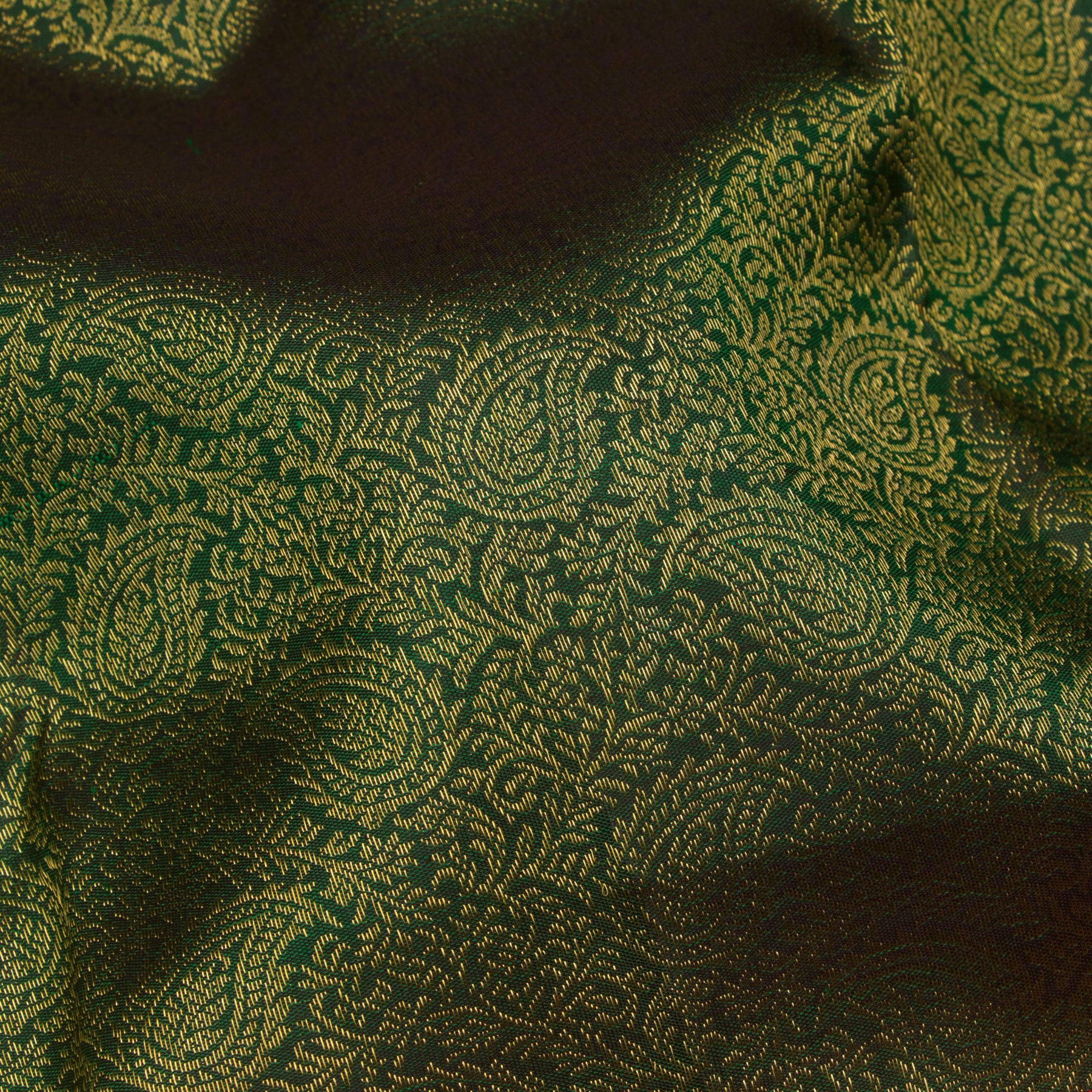 Kanakavalli Kanjivaram Silk Sari 24-110-HS001-13973 - Fabric View