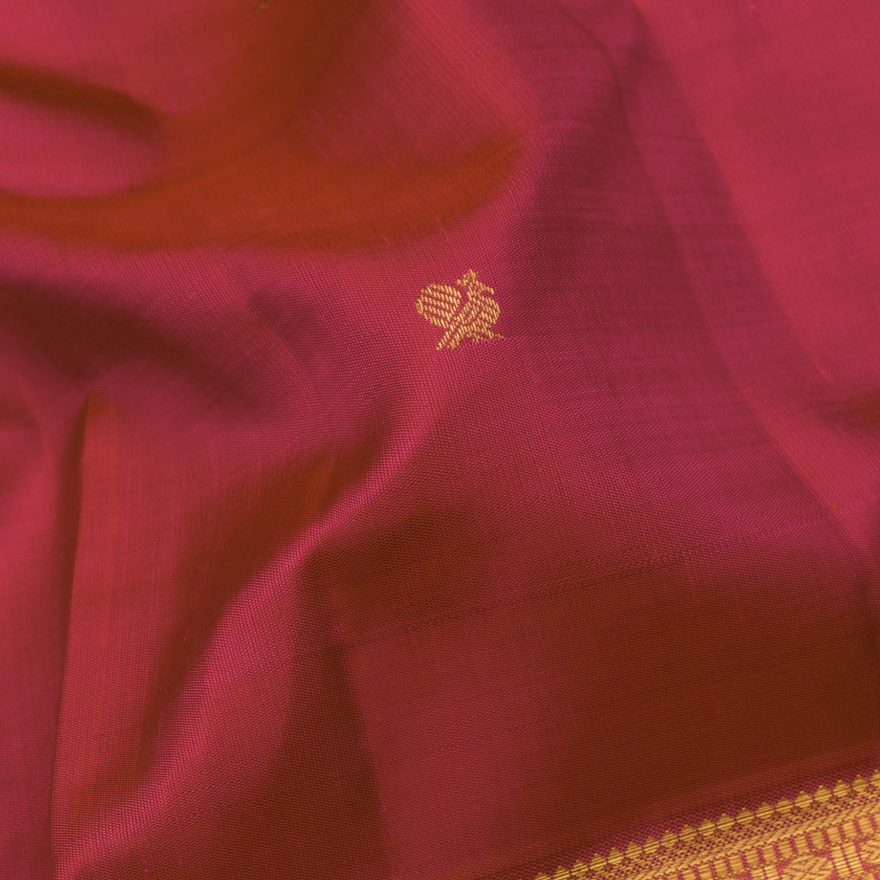 Kanakavalli Kanjivaram Silk Sari 24-110-HS001-14020 - Fabric View