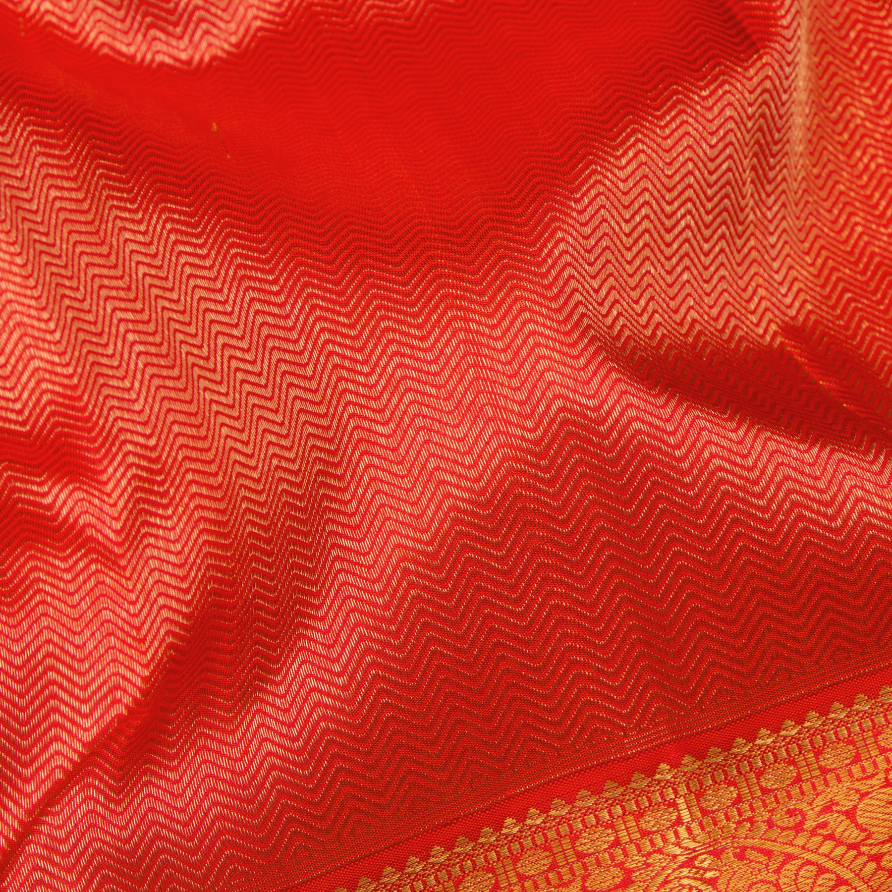 Kanakavalli Kanjivaram Silk Sari 24-110-HS001-14469 - Fabric View