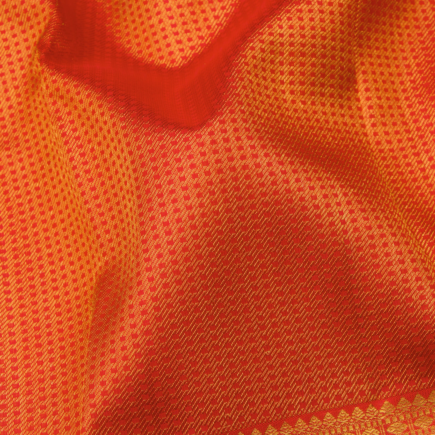 Kanakavalli Kanjivaram Silk Sari 24-110-HS001-14483 - Fabric View