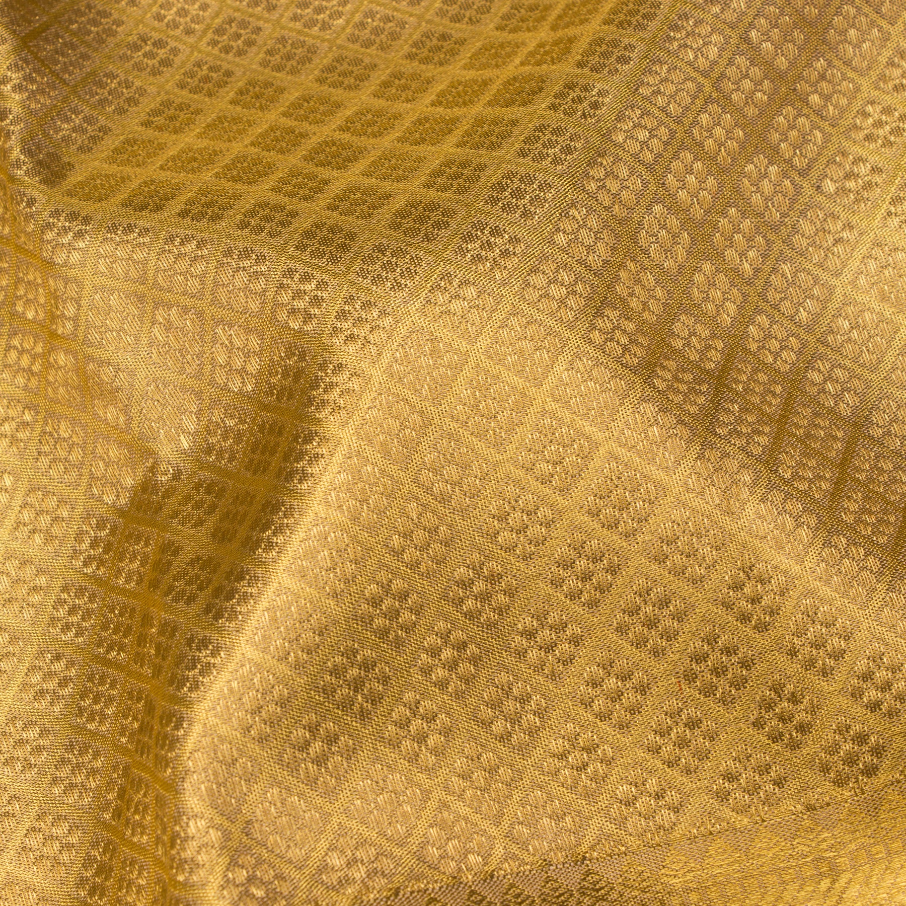 Kanakavalli Kanjivaram Silk Sari 24-110-HS001-14496 - Fabric View 