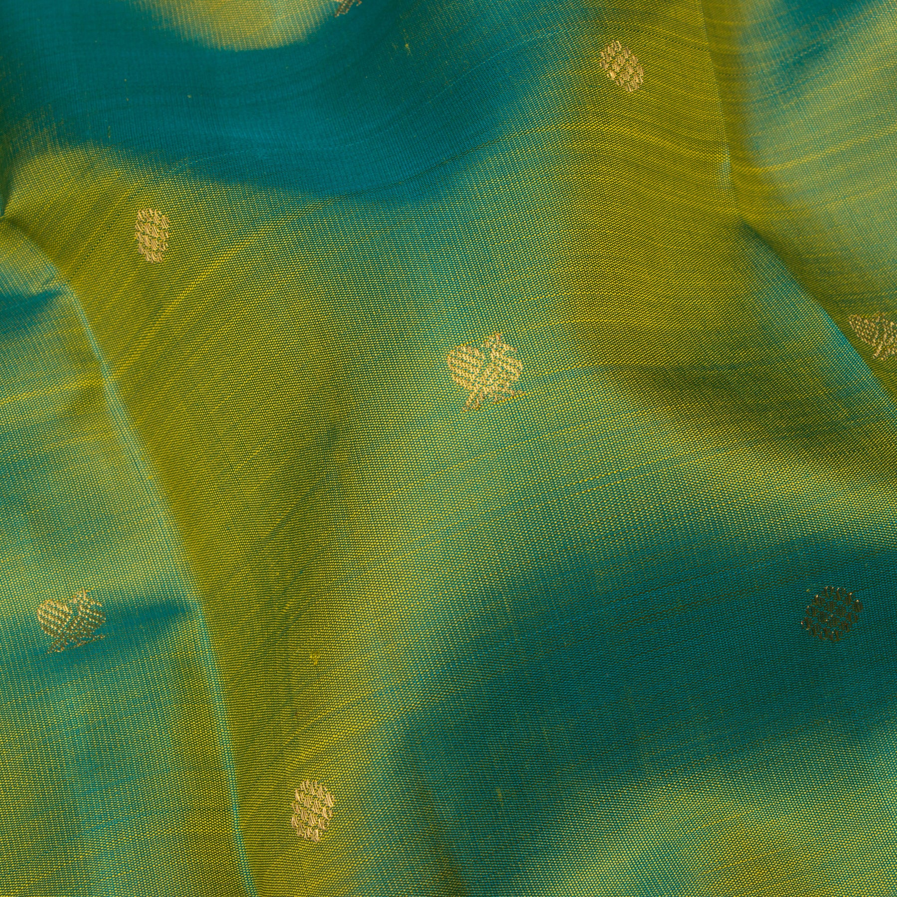 Kanakavalli Kanjivaram Silk Sari 24-110-HS001-14605 - Fabric View