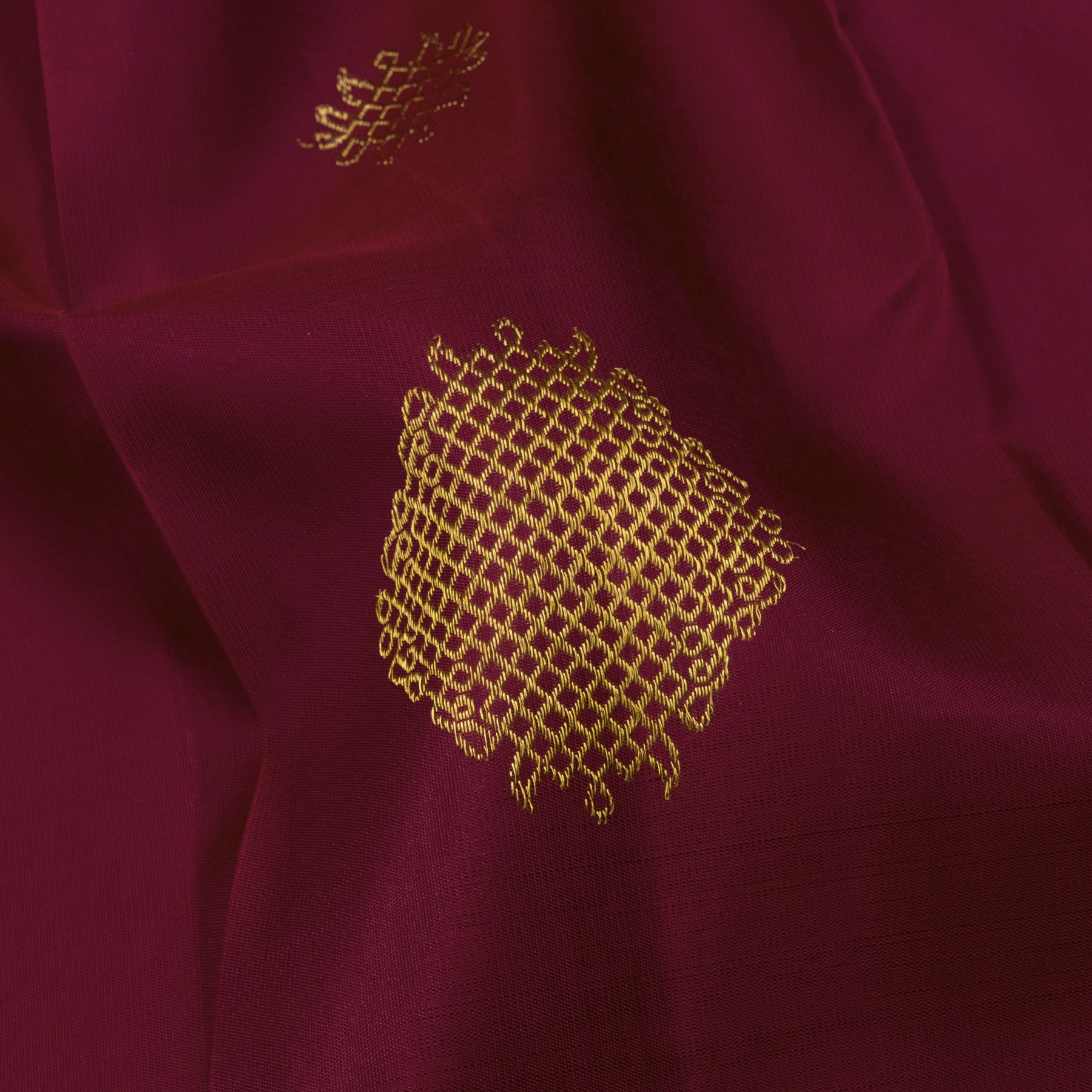 Kanakavalli Kanjivaram Silk Sari 24-595-HS001-00033 - Fabric View