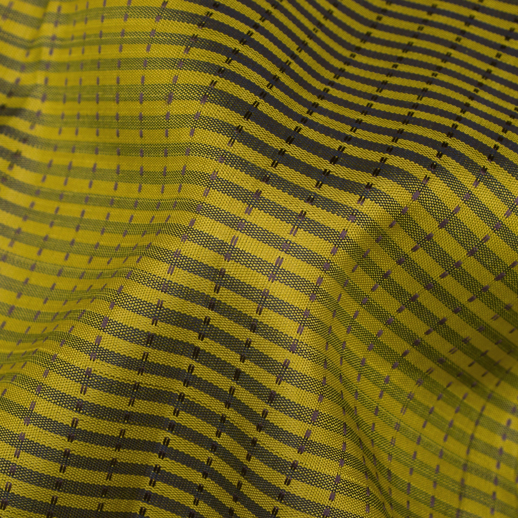 Kanakavalli Kanjivaram Silk Sari 24-595-HS001-00826 - Fabric View