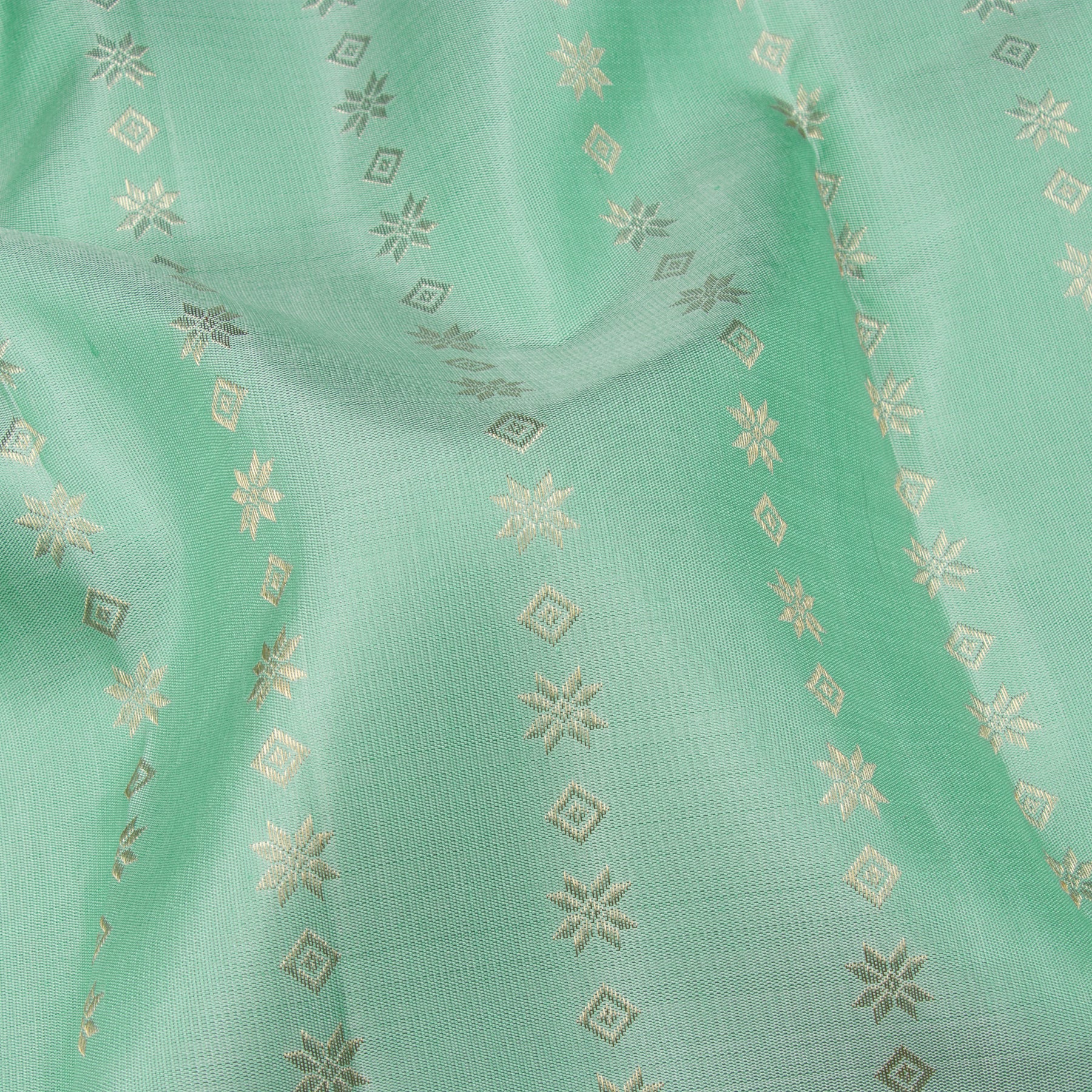 Kanakavalli Kanjivaram Silk Sari 24-595-HS001-01257 - Fabric View