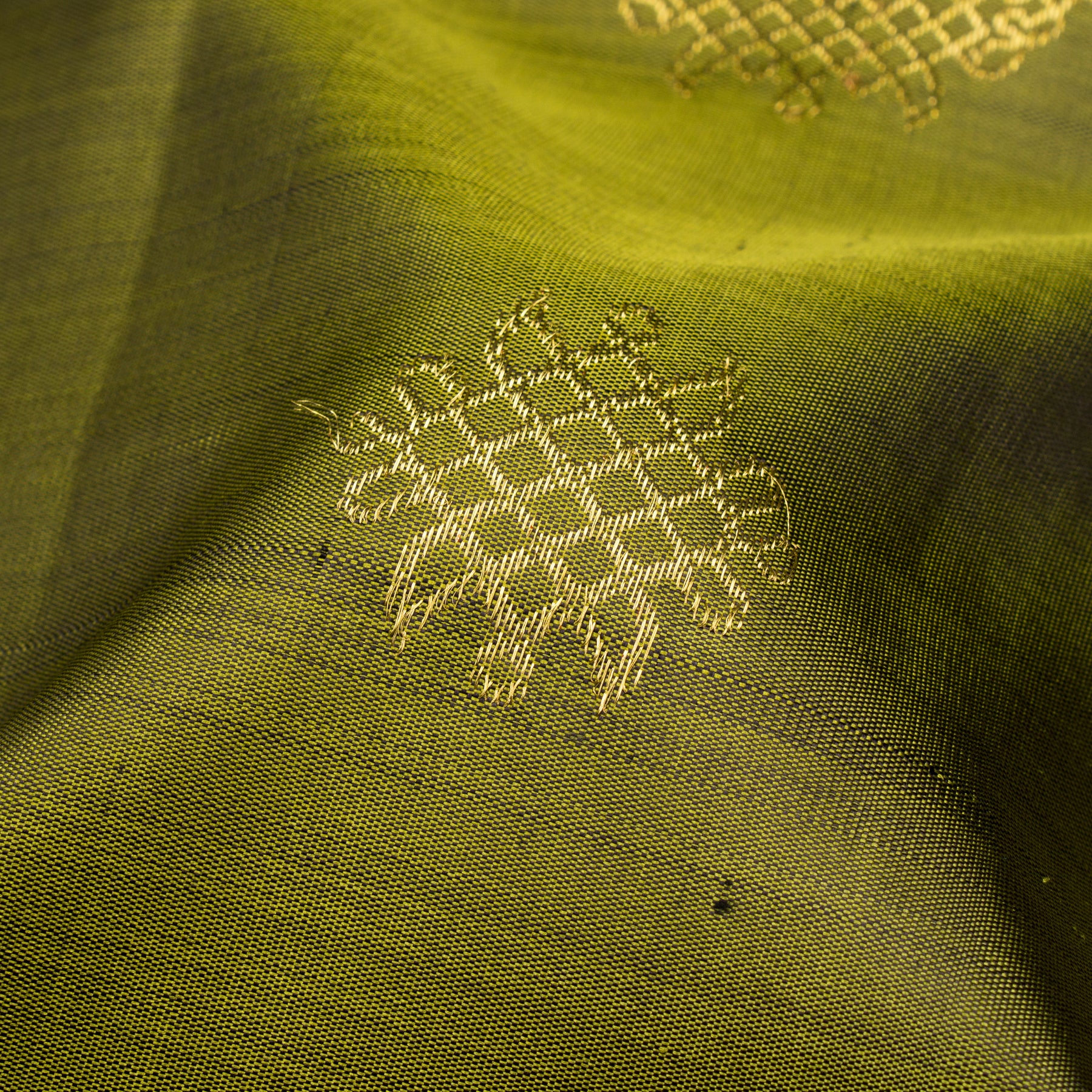 Kanakavalli Kanjivaram Silk Sari 24-595-HS001-03839 - Fabric View