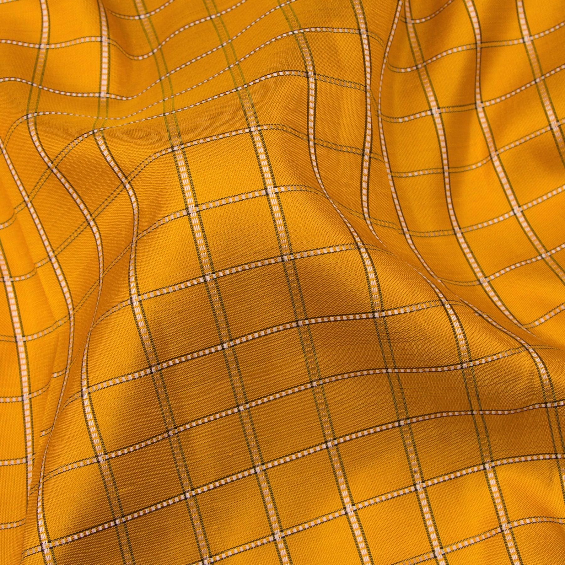 Kanakavalli Kanjivaram Silk Sari 24-595-HS001-03930 - Fabric View