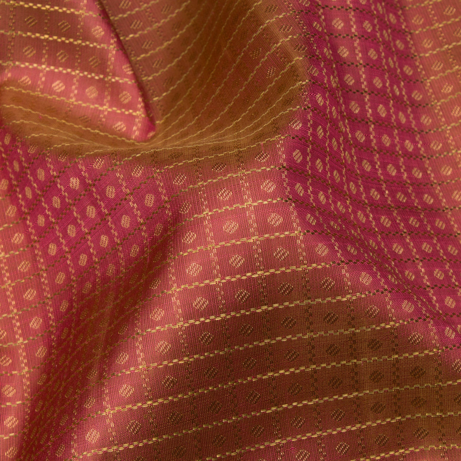 Kanakavalli Kanjivaram Silk Sari 24-595-HS001-03950 - Fabric View