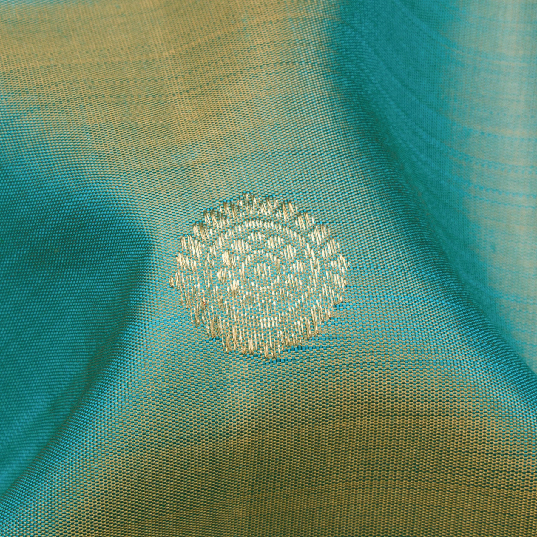 Kanakavalli Kanjivaram Silk Sari 24-595-HS001-04044 - Fabric View