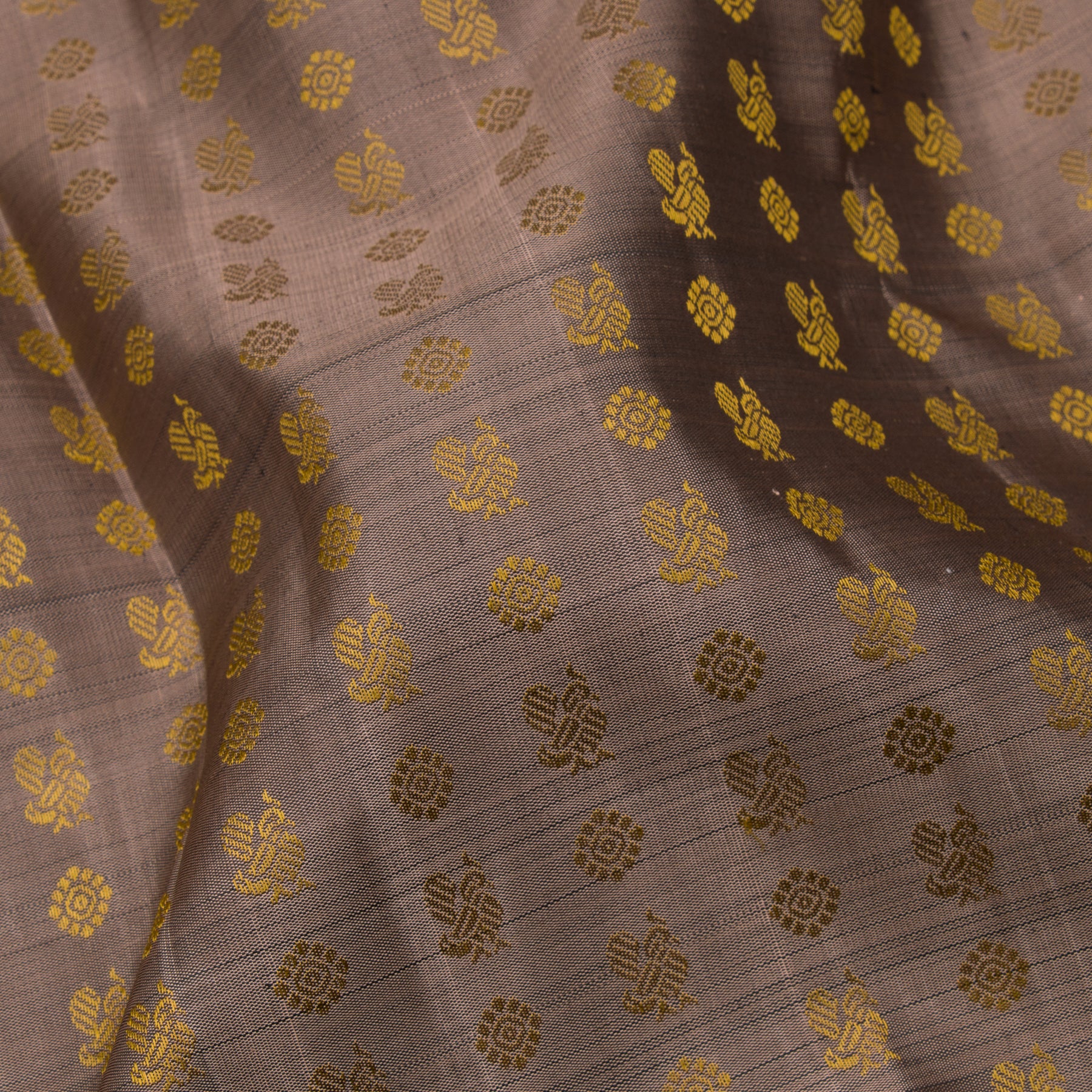 Kanakavalli Kanjivaram Silk Sari 24-595-HS001-04130 - Fabric View