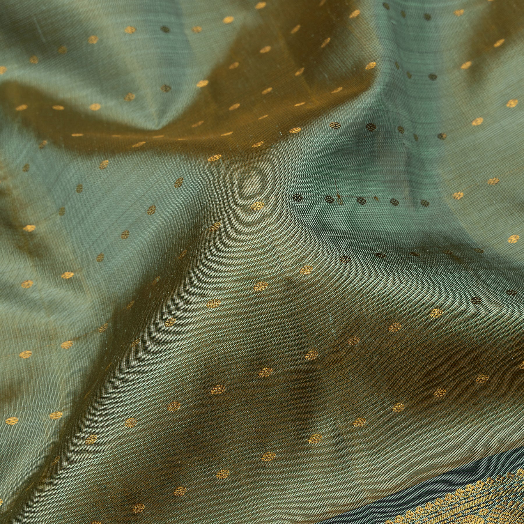 Kanakavalli Kanjivaram Silk Sari 24-595-HS001-05072 - Fabric View