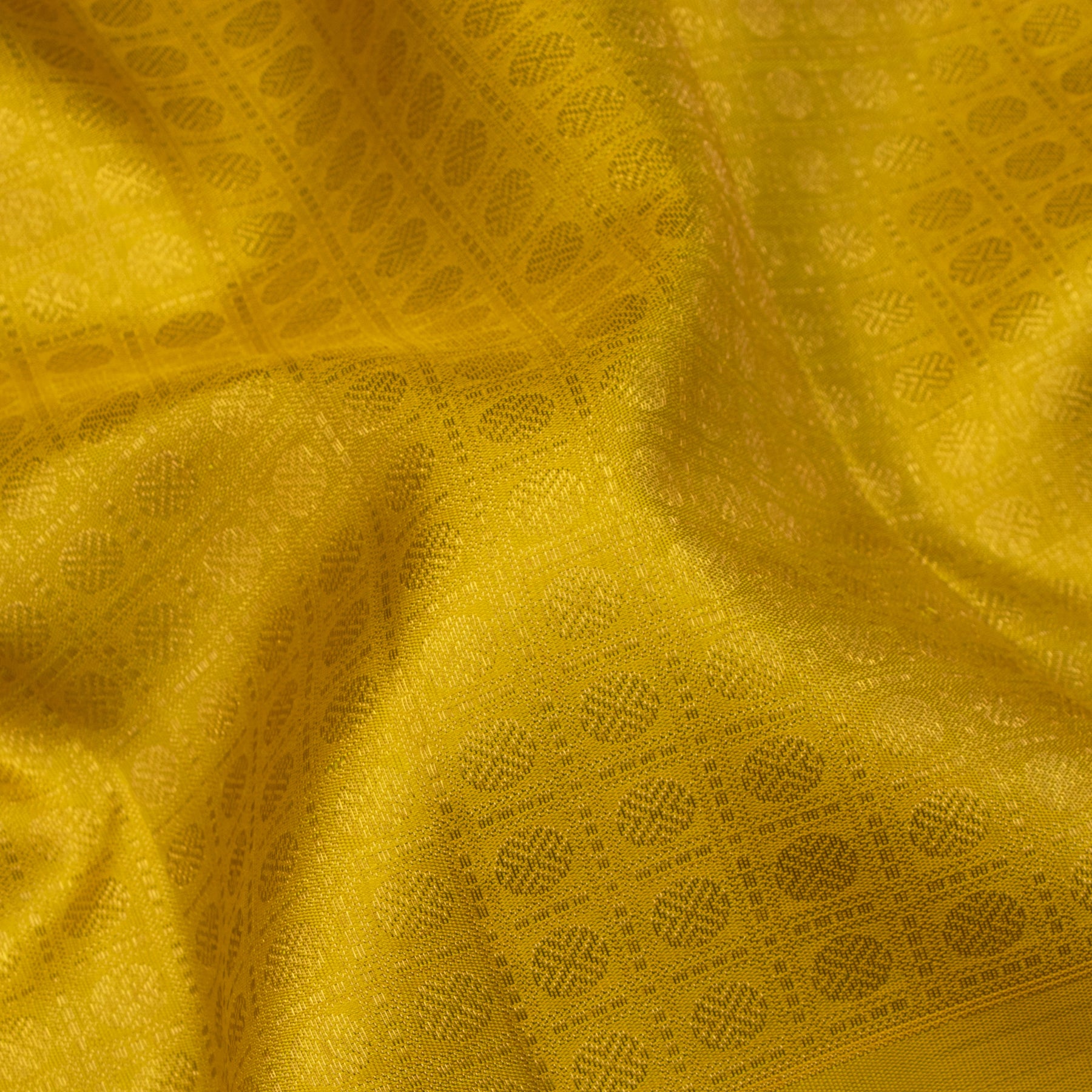 Kanakavalli Kanjivaram Silk Sari 24-595-HS001-05129 - Fabric View