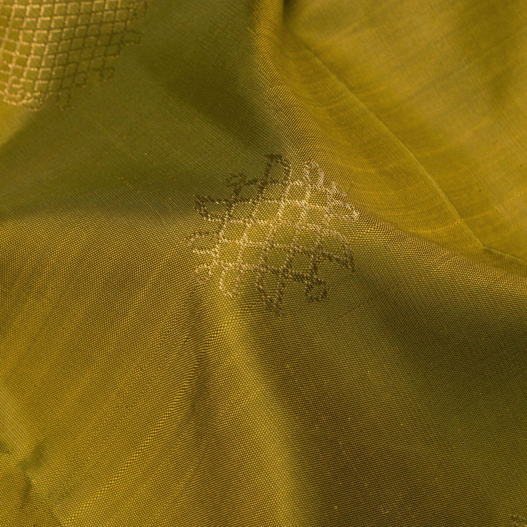 Kanakavalli Kanjivaram Silk Sari 24-595-HS001-07650 - Fabric View