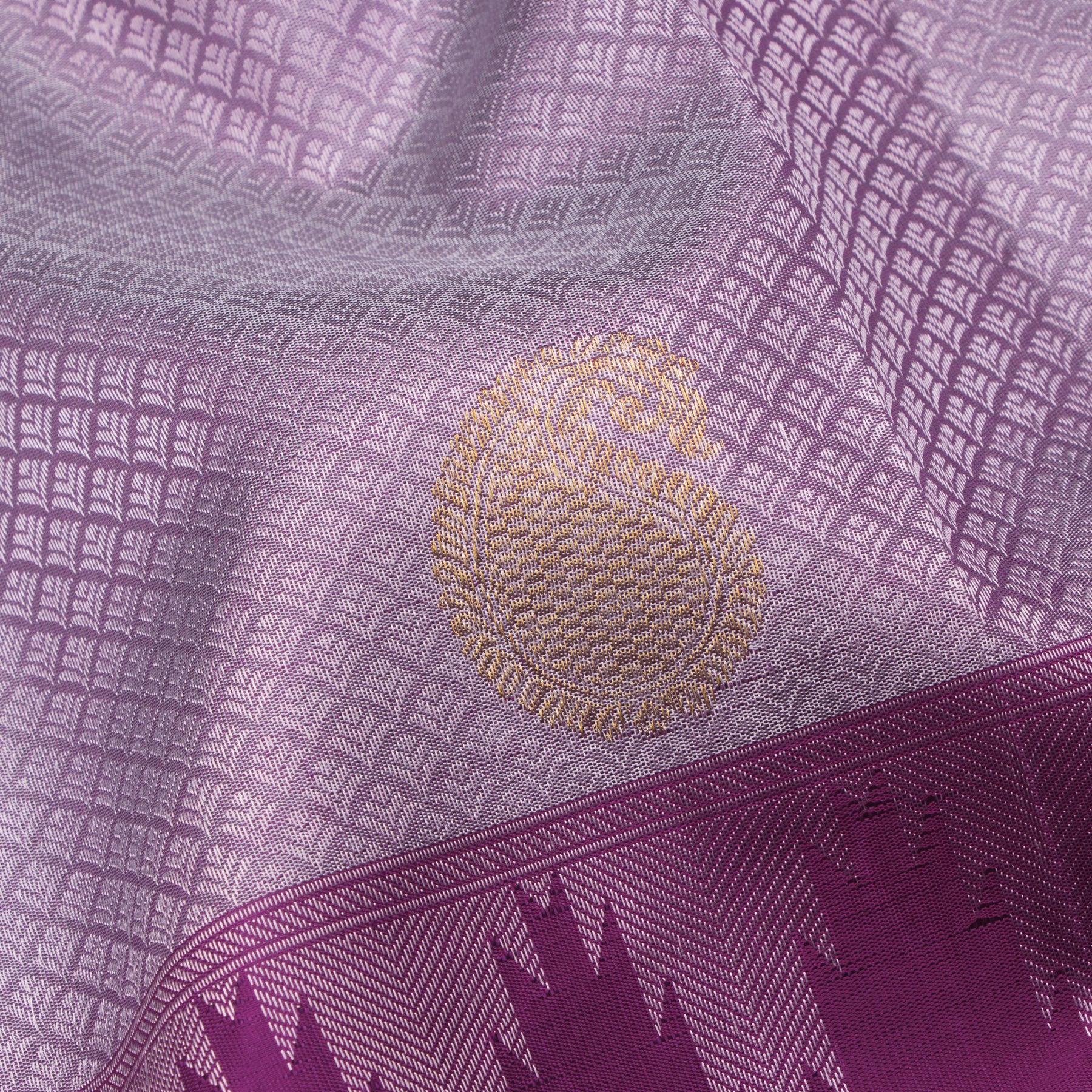 Kanakavalli Kanjivaram Silk Sari 24-595-HS001-07697 - Fabric View