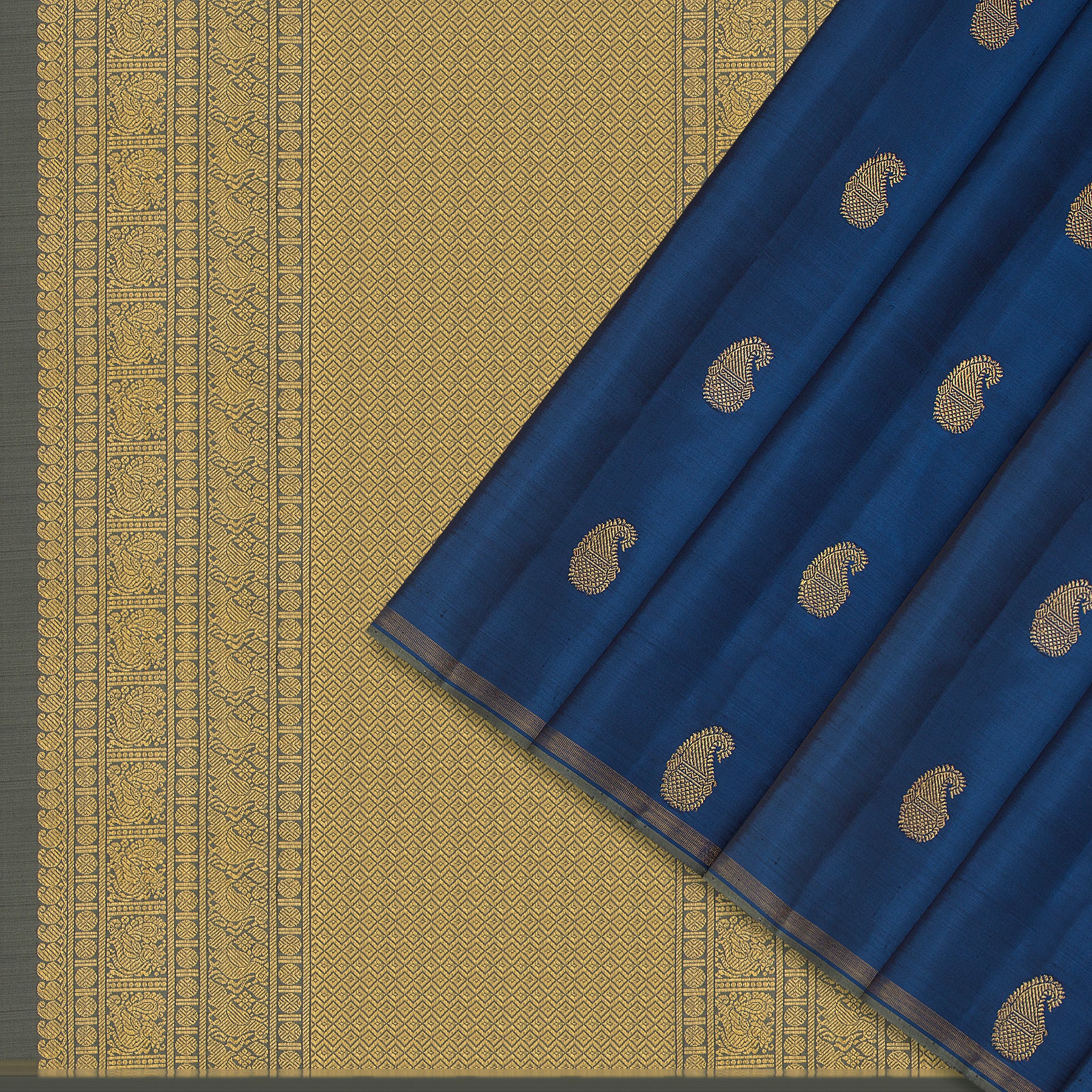 Kanakavalli Kanjivaram Silk Sari 24-595-HS001-08411 - Cover View