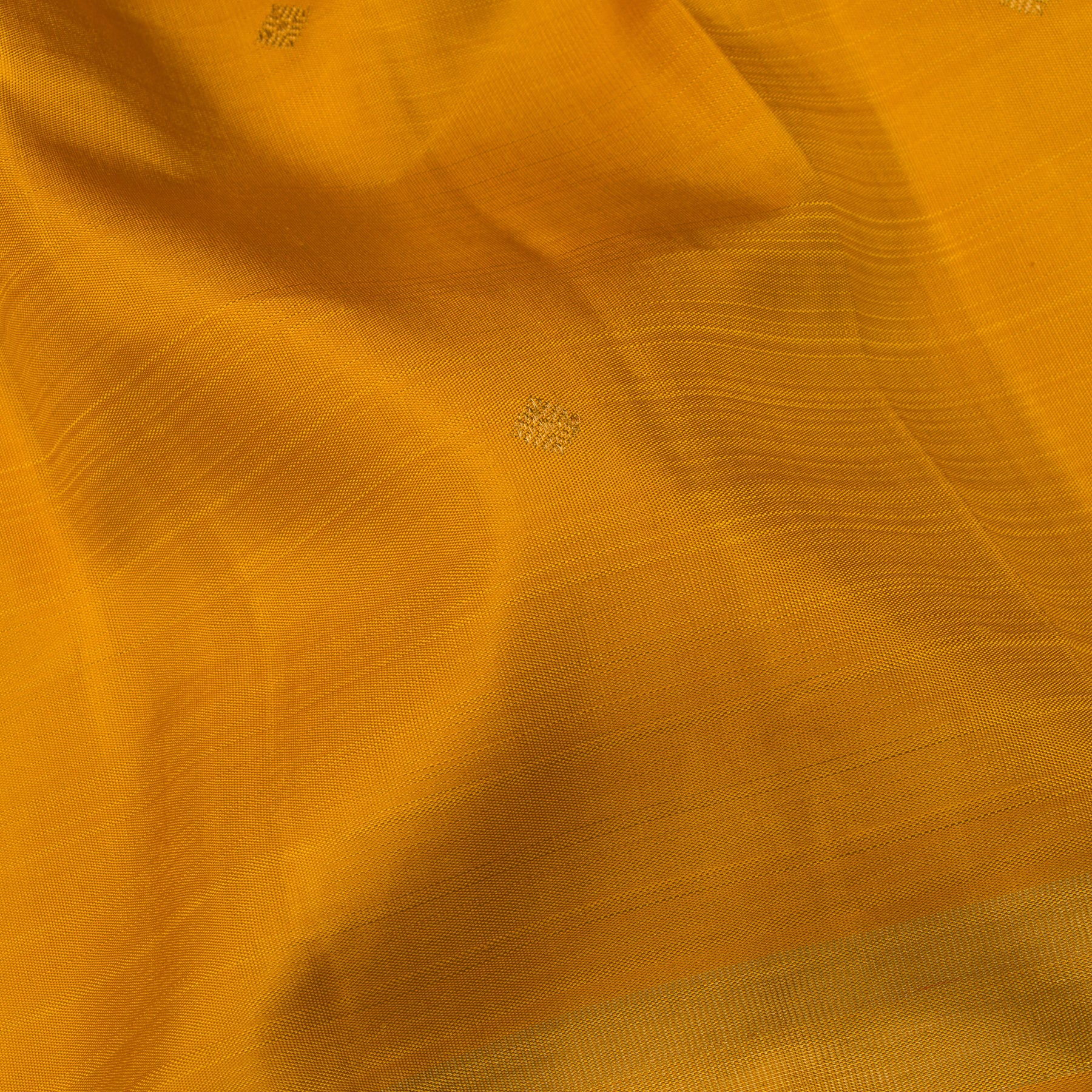 Kanakavalli Kanjivaram Silk Sari 24-595-HS001-08481 - Fabric View