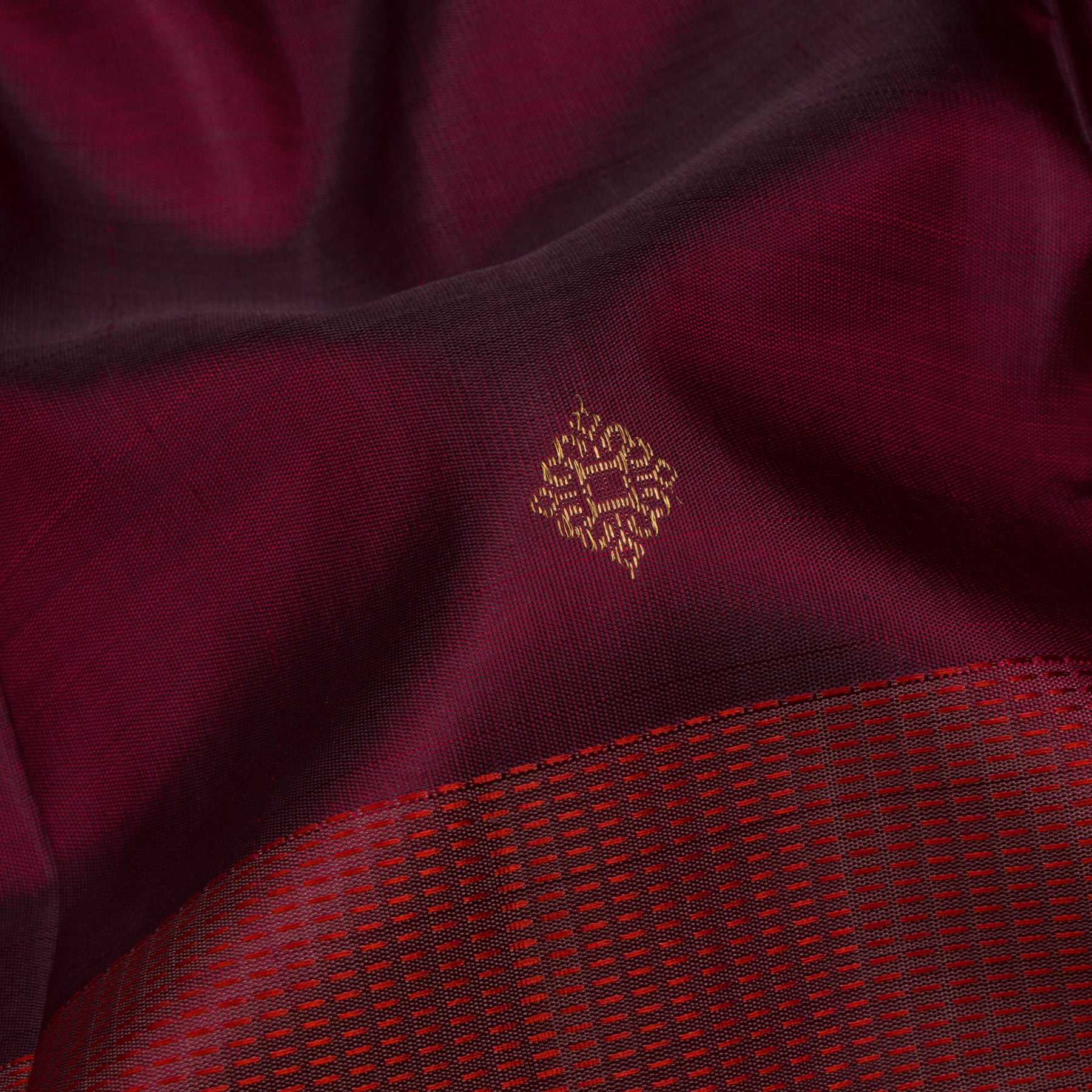 Kanakavalli Kanjivaram Silk Sari 24-595-HS001-09925 - Fabric View