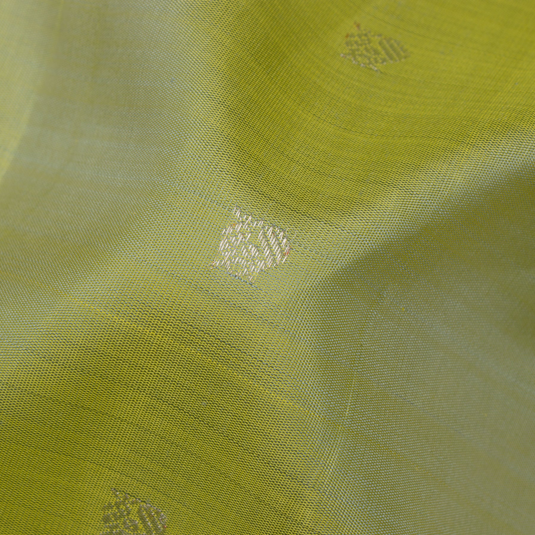 Kanakavalli Kanjivaram Silk Sari 24-595-HS001-11072 - Fabric View