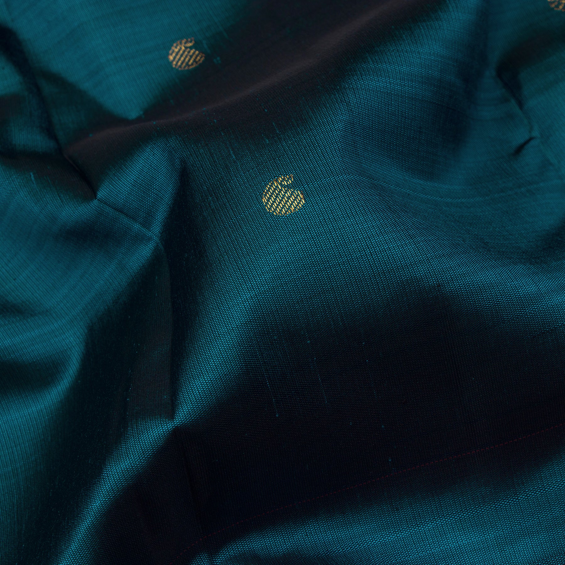 Kanakavalli Kanjivaram Silk Sari 24-595-HS001-11521 - Fabric View