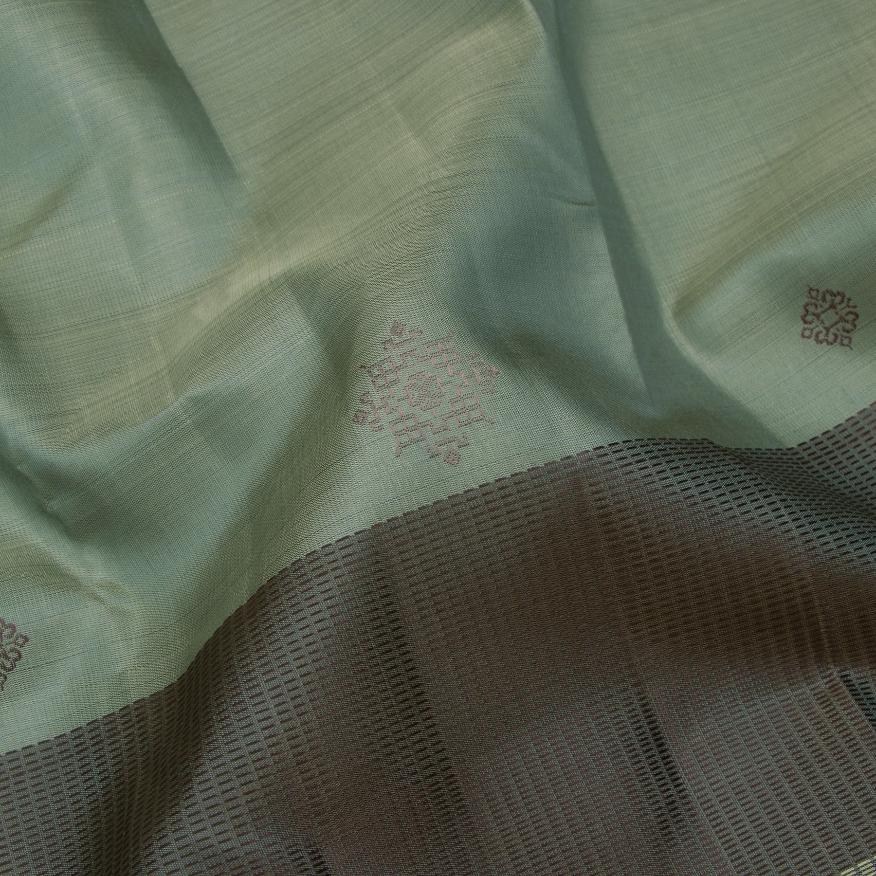 Kanakavalli Kanjivaram Silk Sari 24-595-HS001-12816 - Fabric View