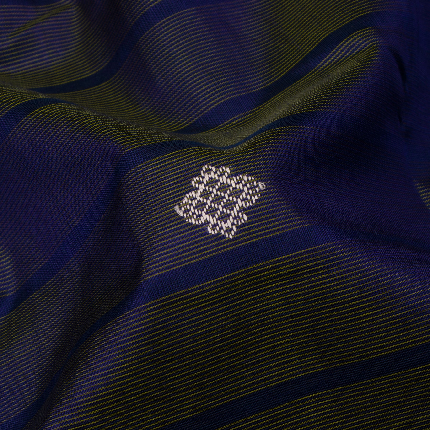 Kanakavalli Silk/Cotton Sari 24-598-HS005-09289 - Fabric View