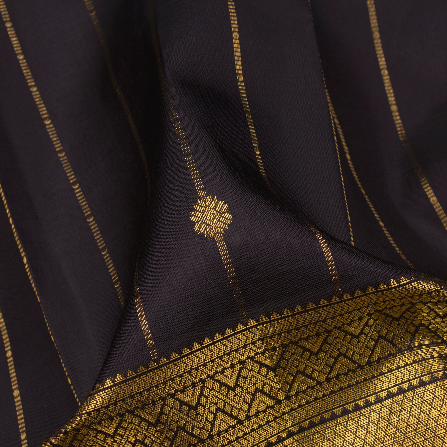 Kanakavalli Kanjivaram Silk Sari 24-599-HS001-00279 - Fabric View