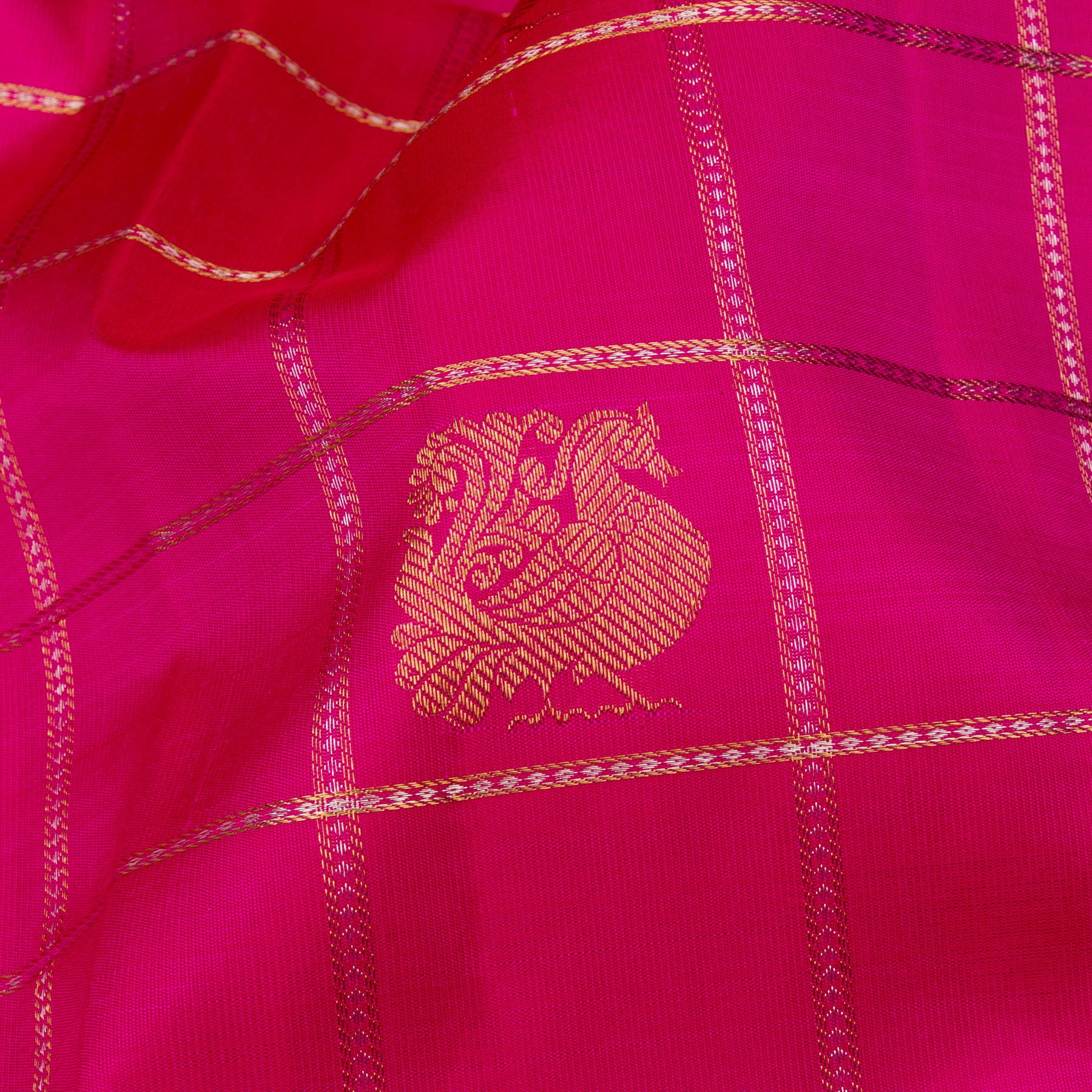Kanakavalli Kanjivaram Silk Sari 24-599-HS001-00281 - Fabric View