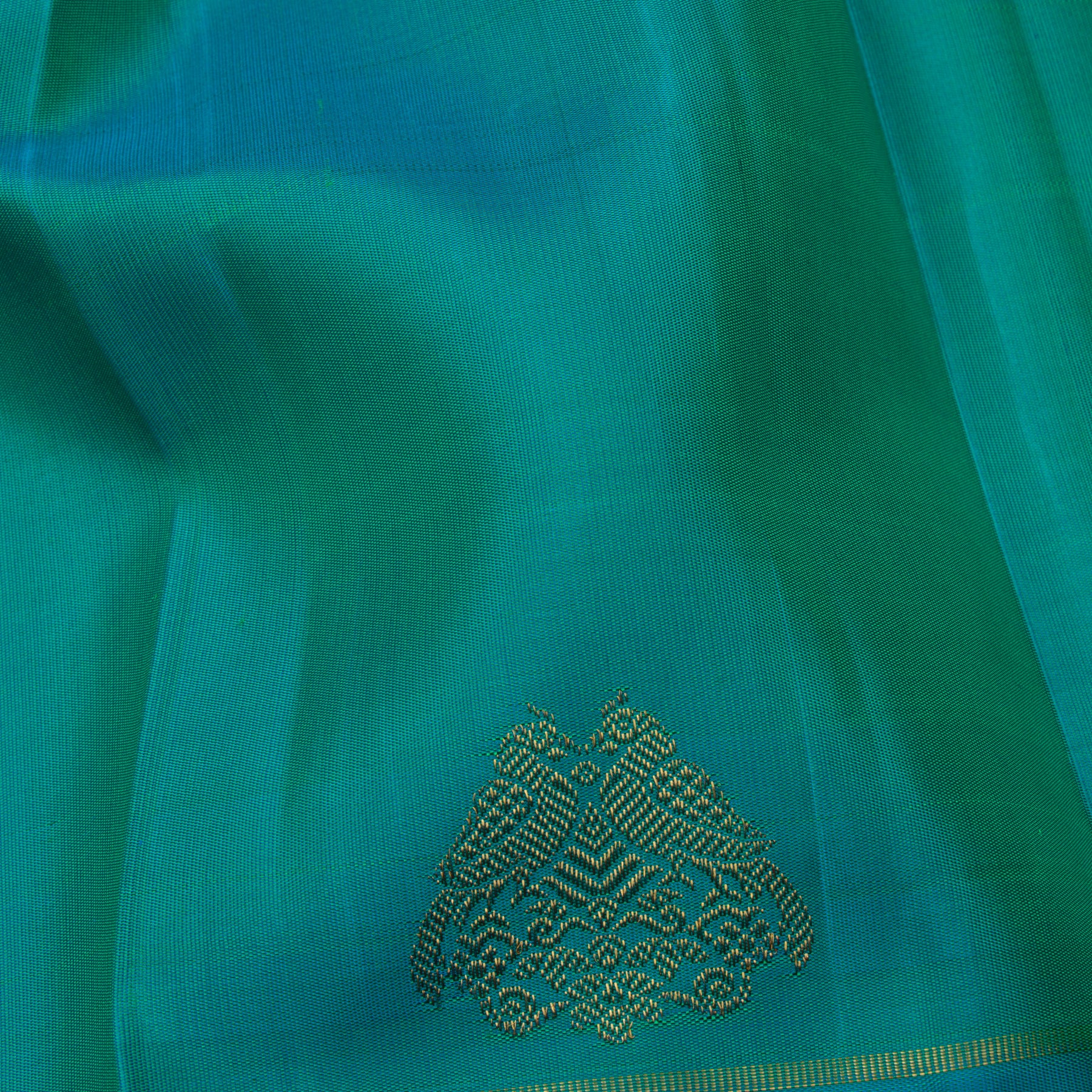 Kanakavalli Kanjivaram Silk Sari 24-599-HS001-00356 - Fabric View