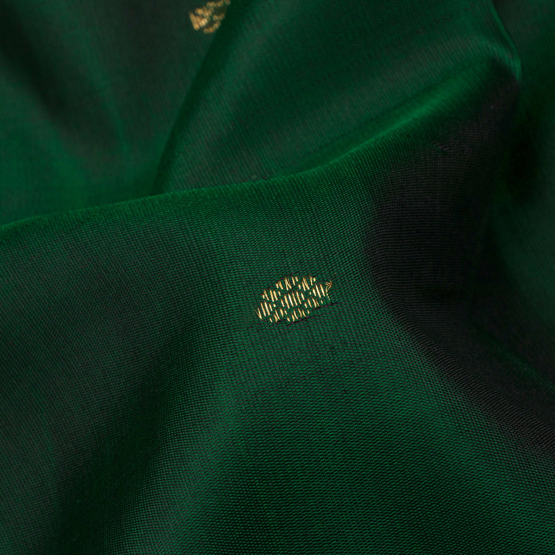 Kanakavalli Kanjivaram Silk Sari 24-599-HS001-00486 - Fabric View