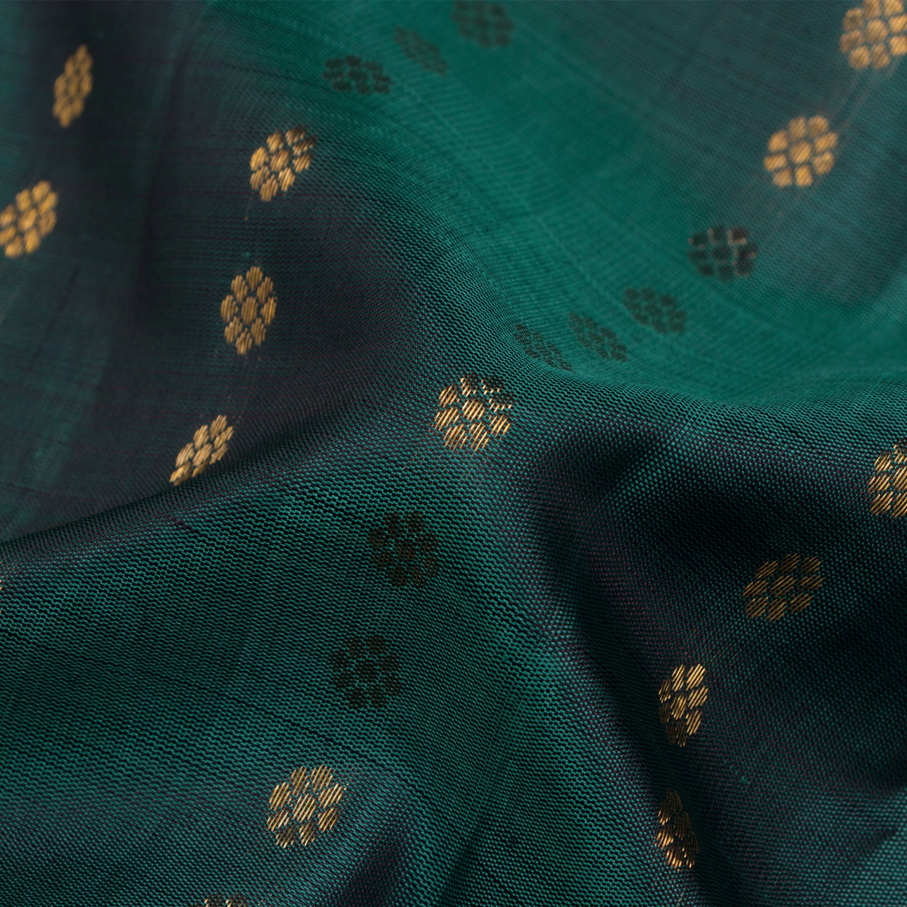 Kanakavalli Kanjivaram Silk Sari 24-599-HS001-02732 - Fabric View