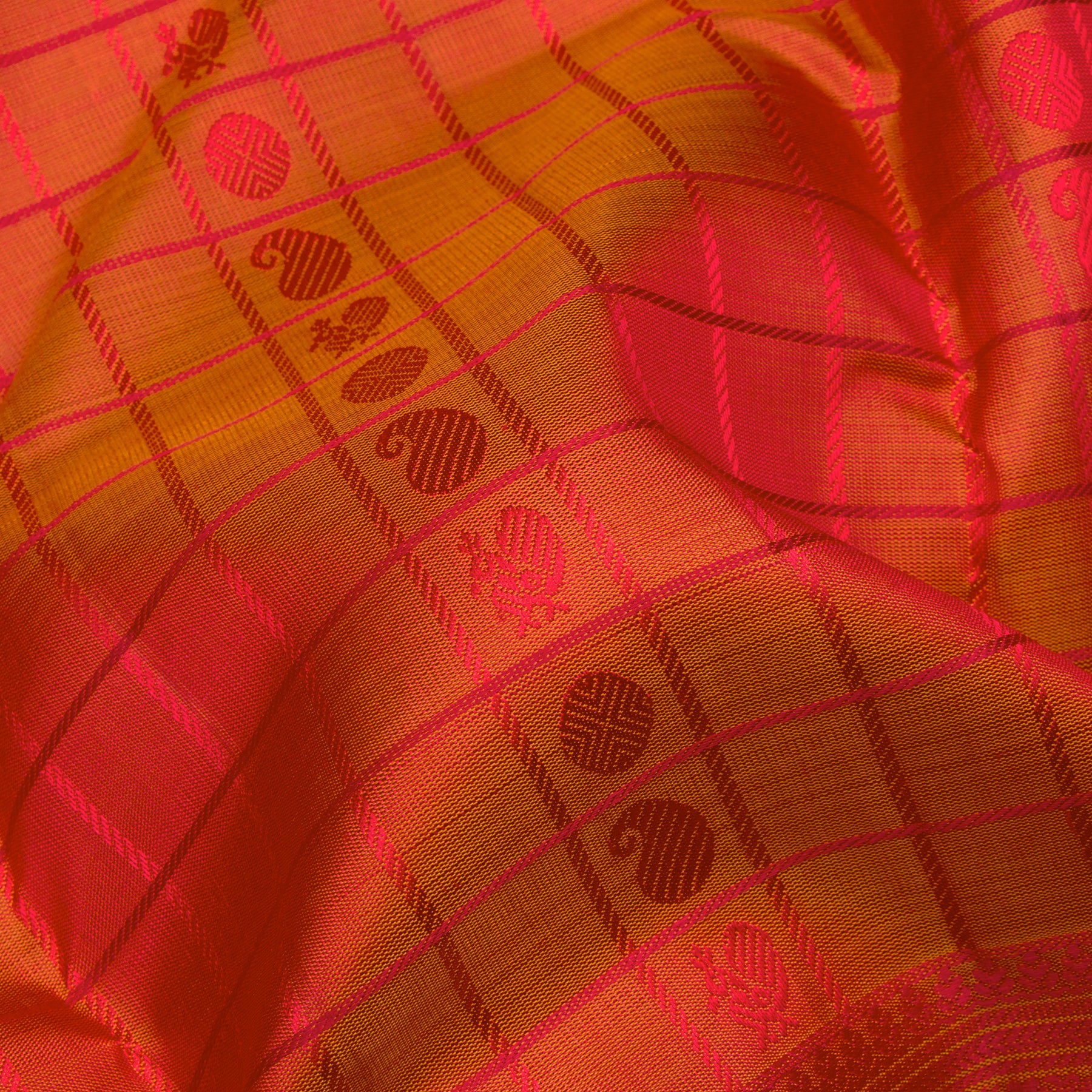 Kanakavalli Kanjivaram Silk Sari 24-599-HS001-03660 - Fabric View