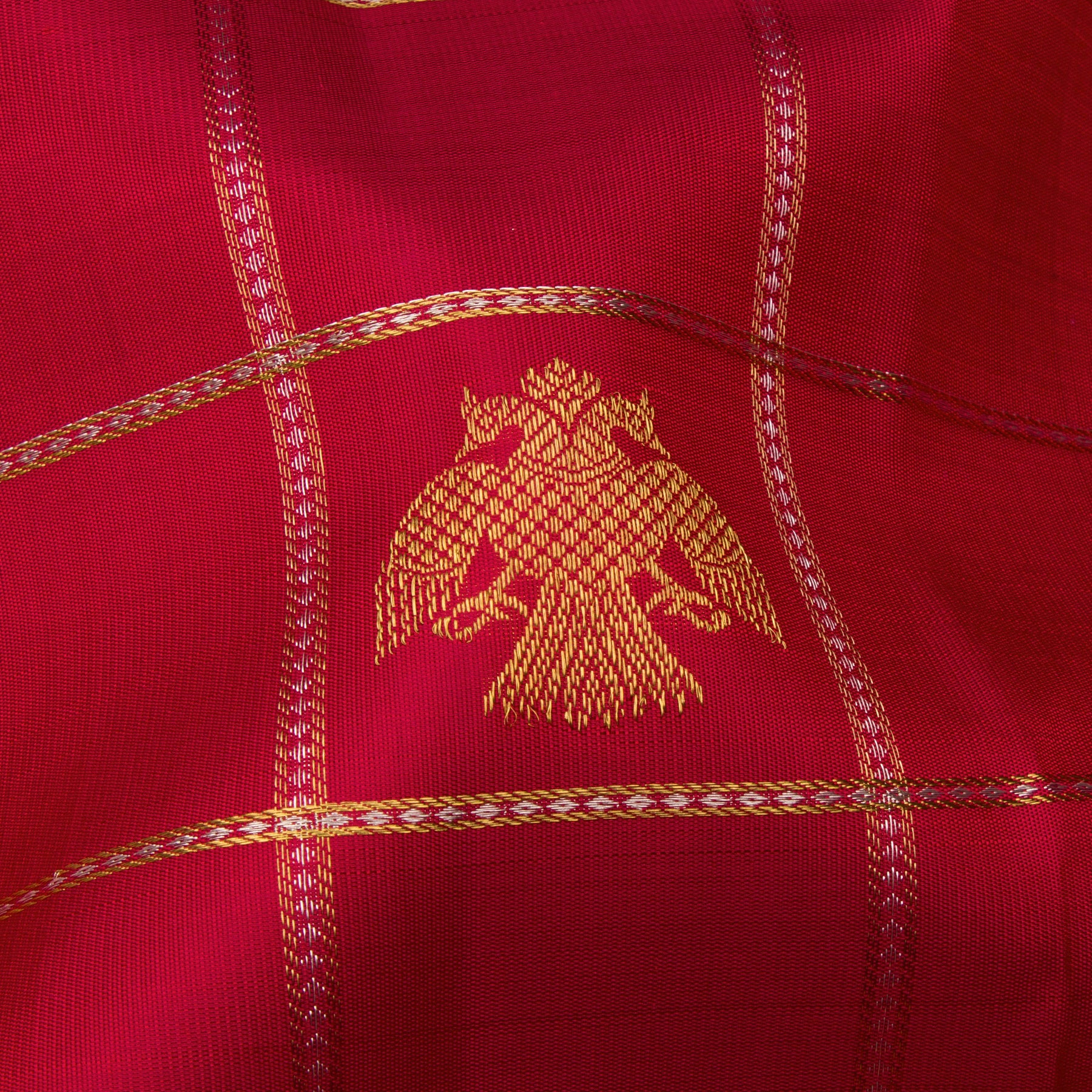 Kanakavalli Kanjivaram Silk Sari 24-599-HS001-03676 - Fabric View