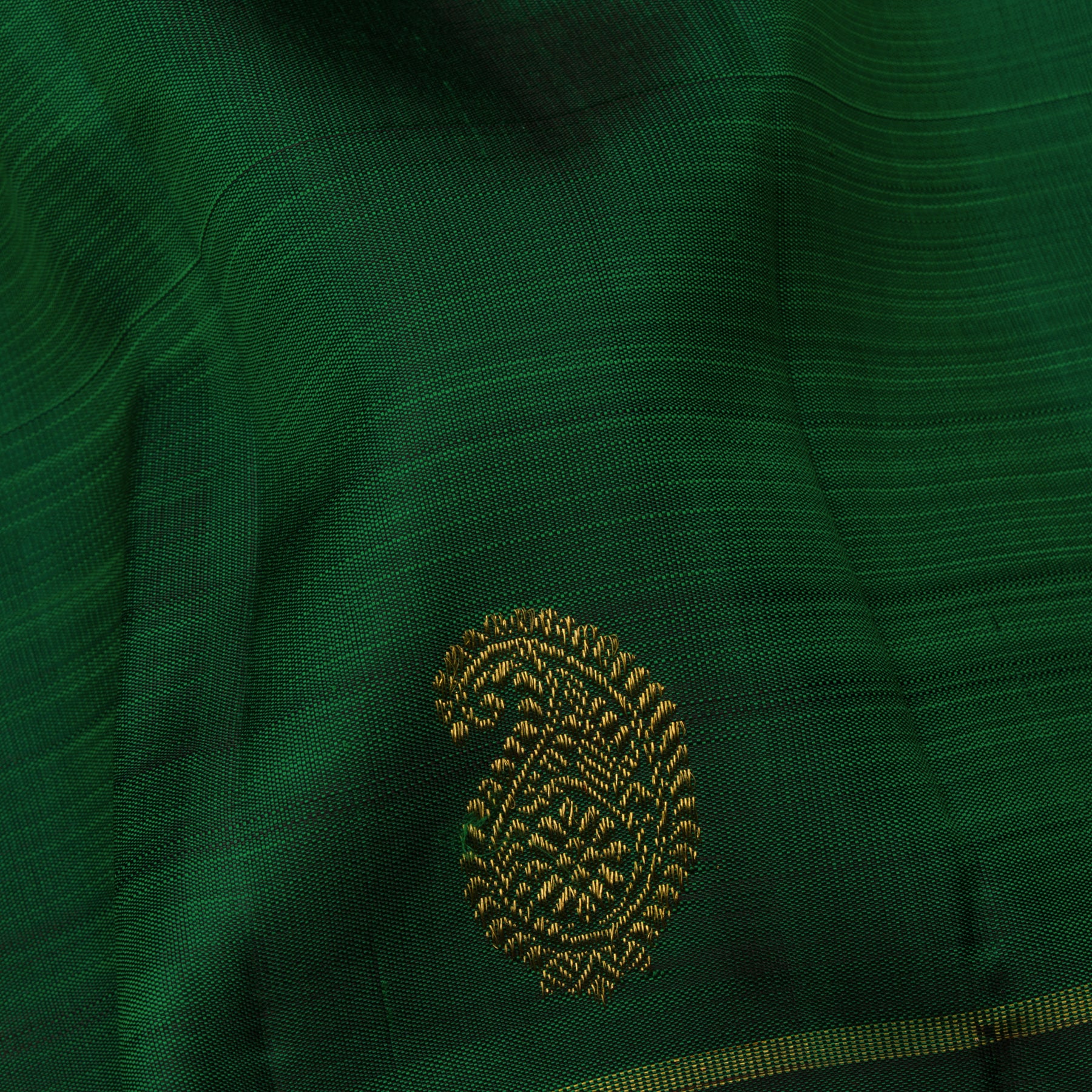 Kanakavalli Kanjivaram Silk Sari 24-599-HS001-03975 - Fabric View