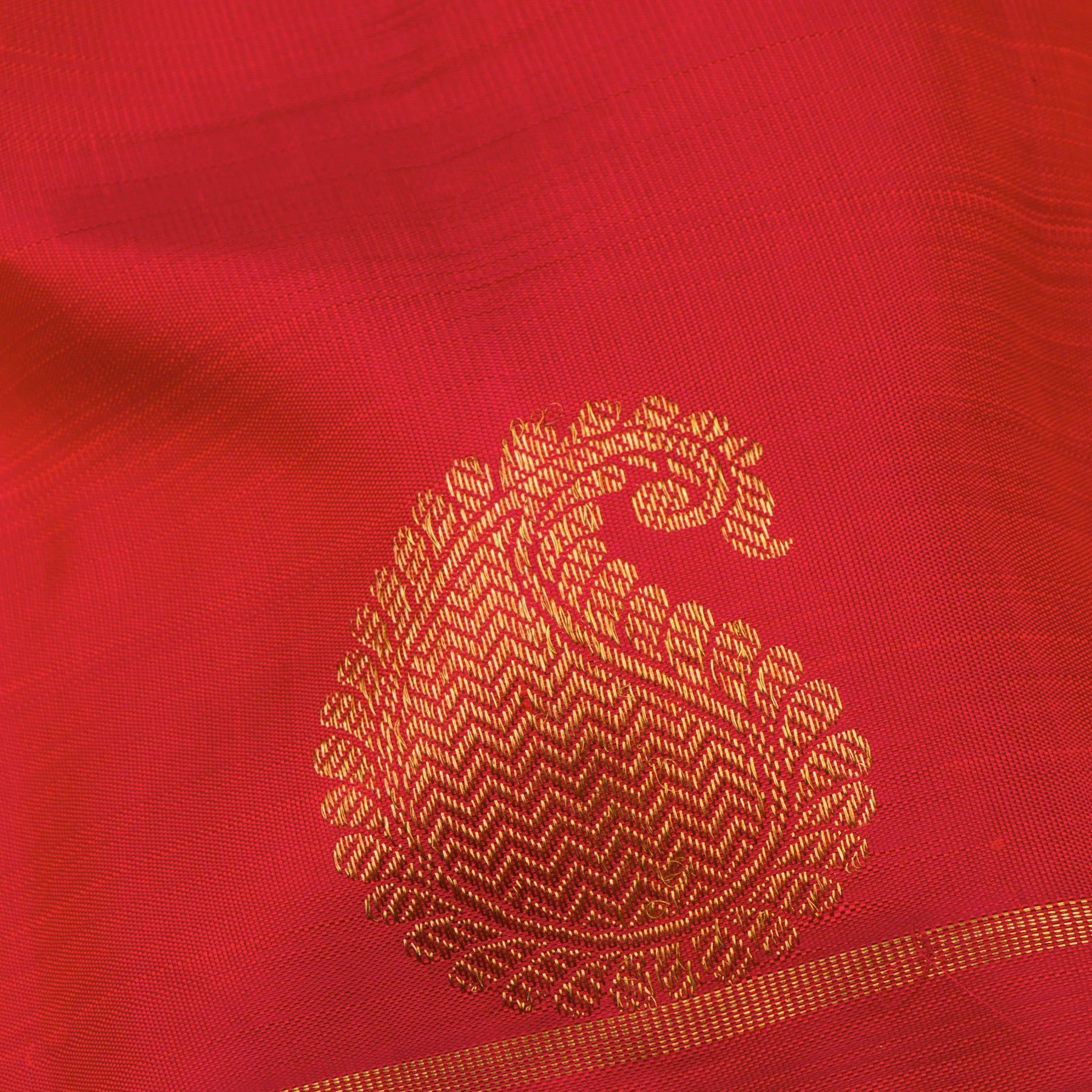 Kanakavalli Kanjivaram Silk Sari 24-599-HS001-08229 - Fabric View