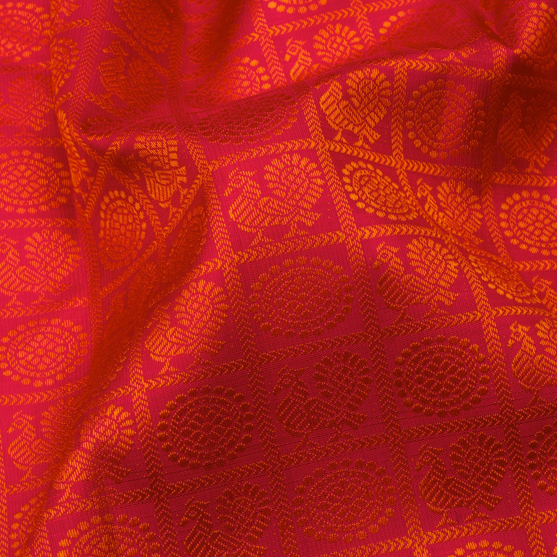 Kanakavalli Kanjivaram Silk Sari 24-599-HS001-08272 - Fabric View