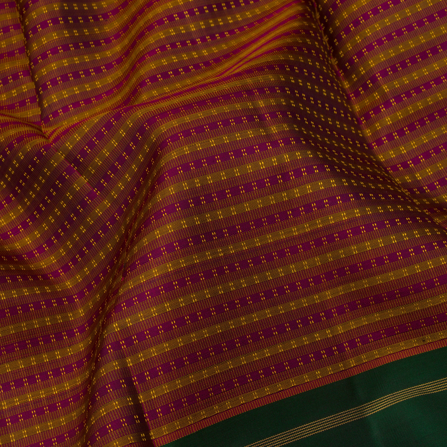 Kanakavalli Kanjivaram Silk Sari 24-599-HS001-10025 - Fabric View