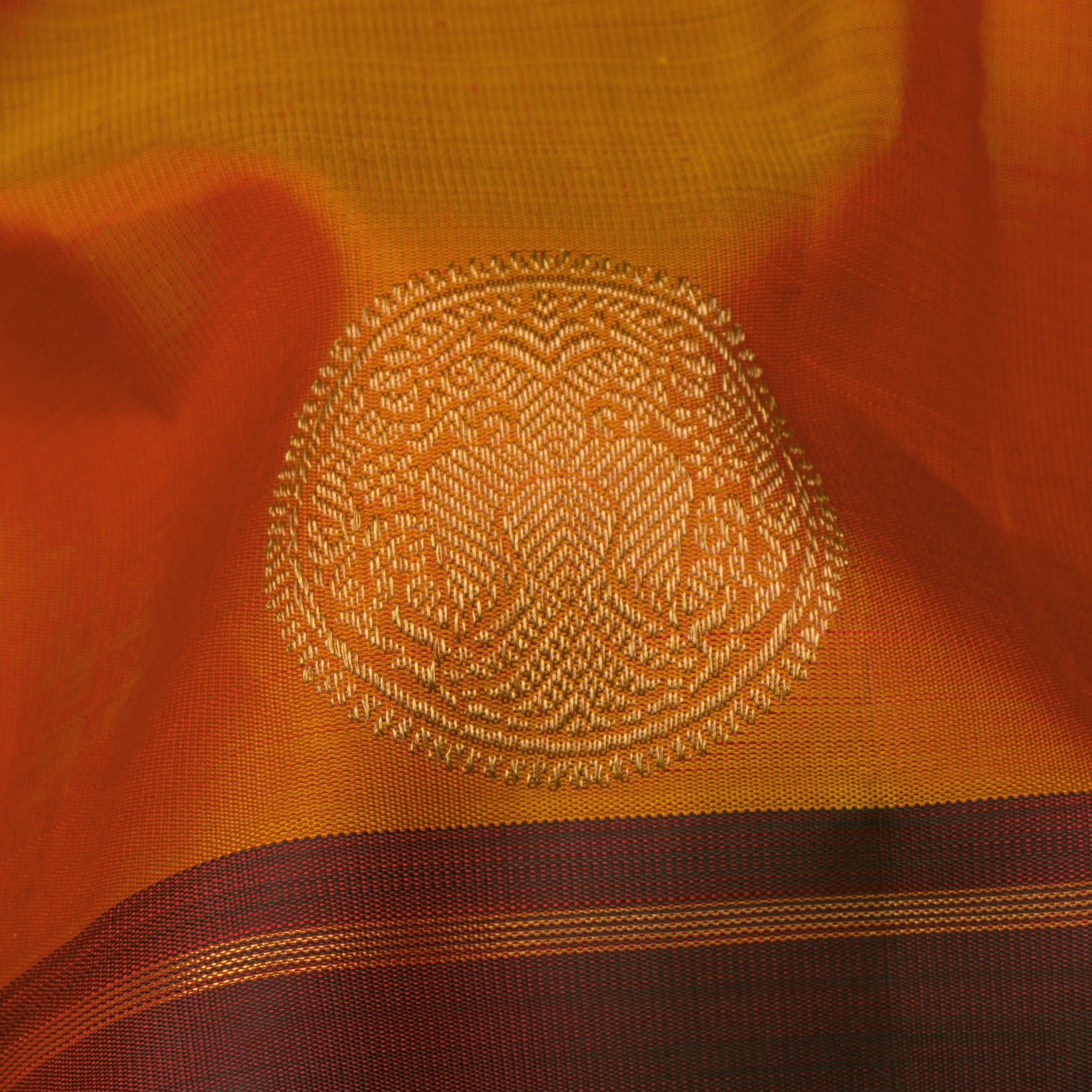 Kanakavalli Kanjivaram Silk Sari 24-599-HS001-10087 - Fabric View