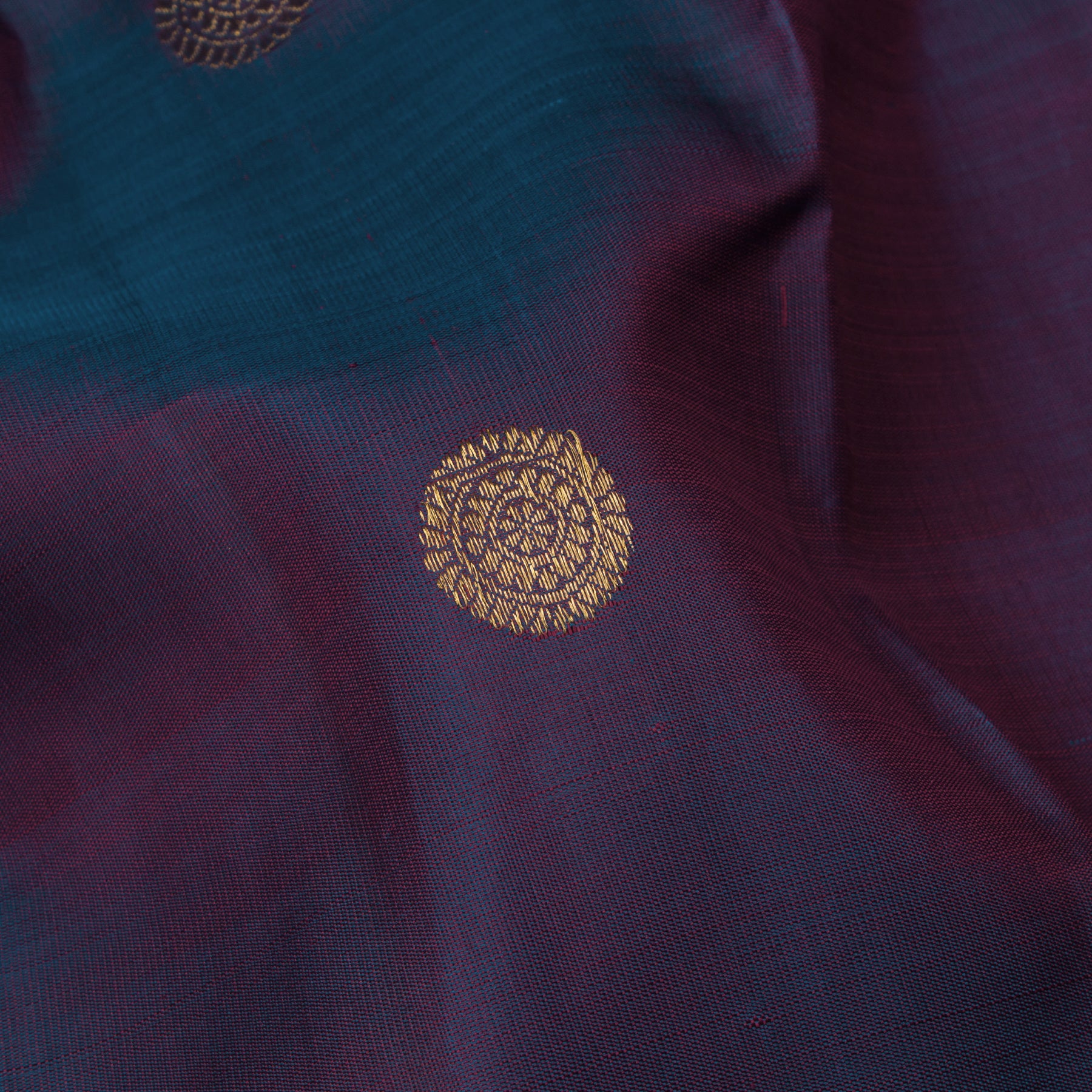 Kanakavalli Kanjivaram Silk Sari 24-599-HS001-10102 - Fabric View